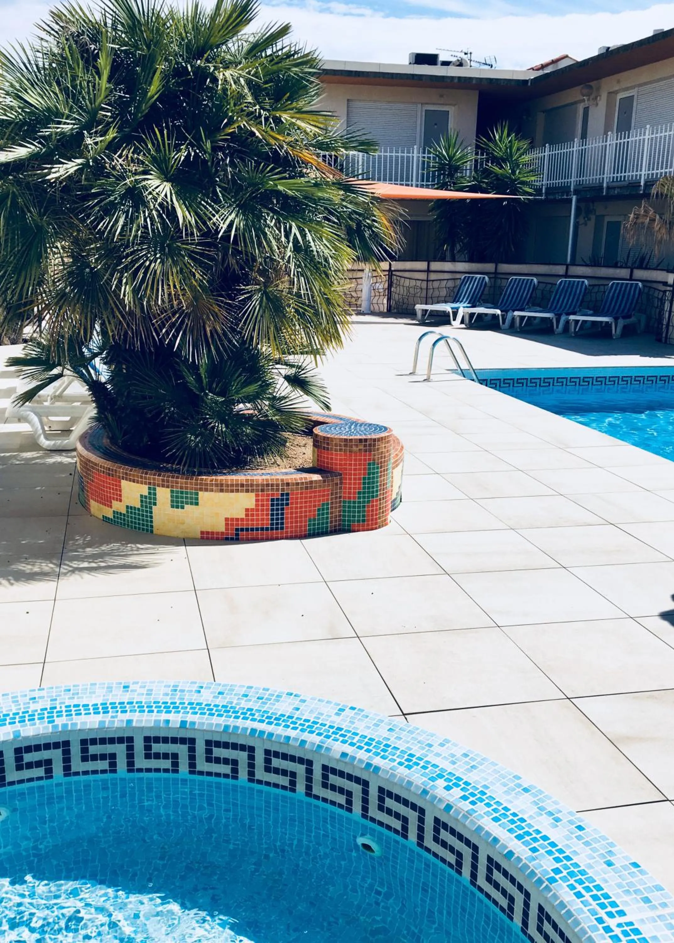 Pool view in Hotel AMERIQUE