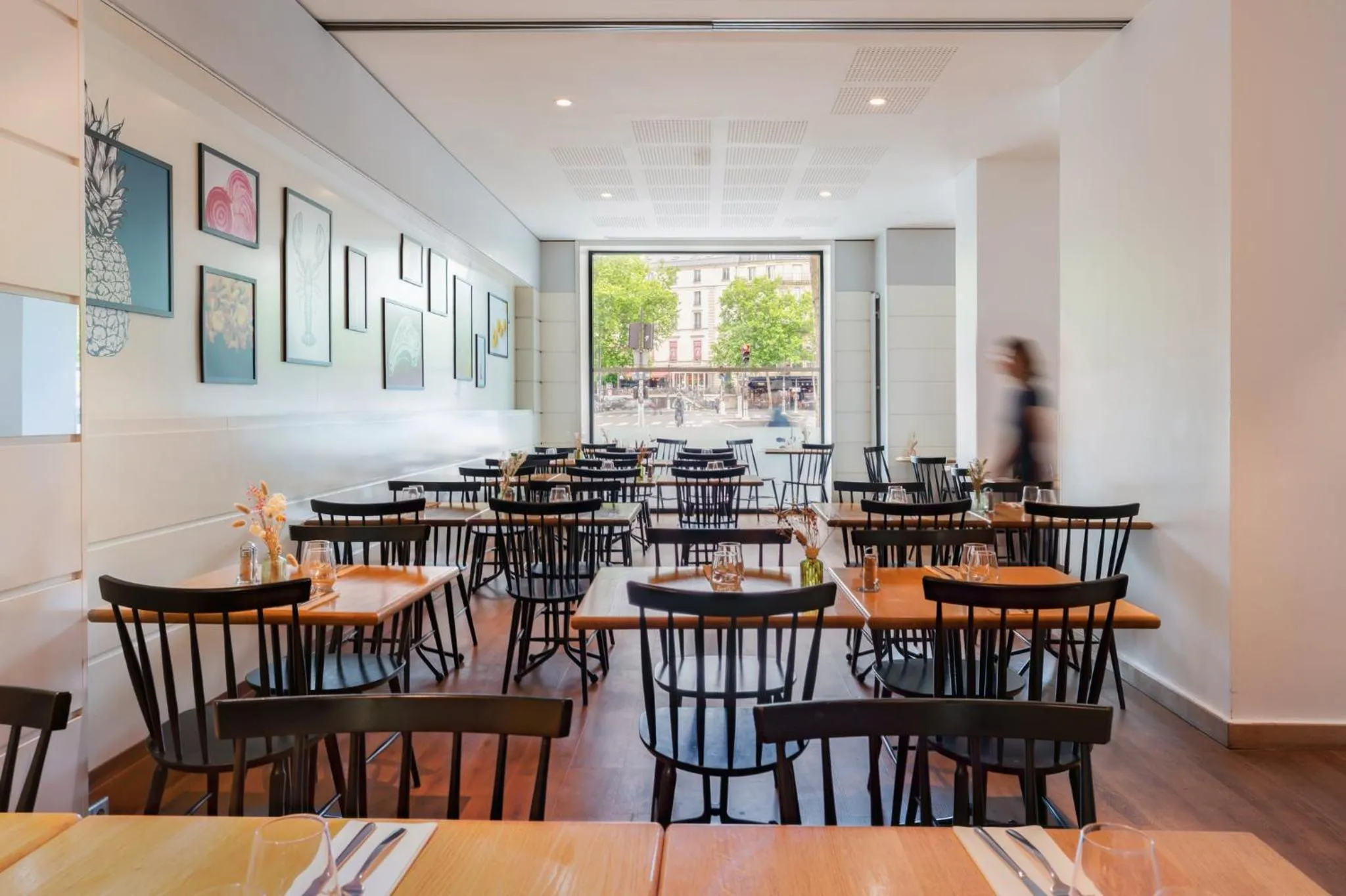 Restaurant/places to eat in Crowne Plaza Paris - Republique by IHG