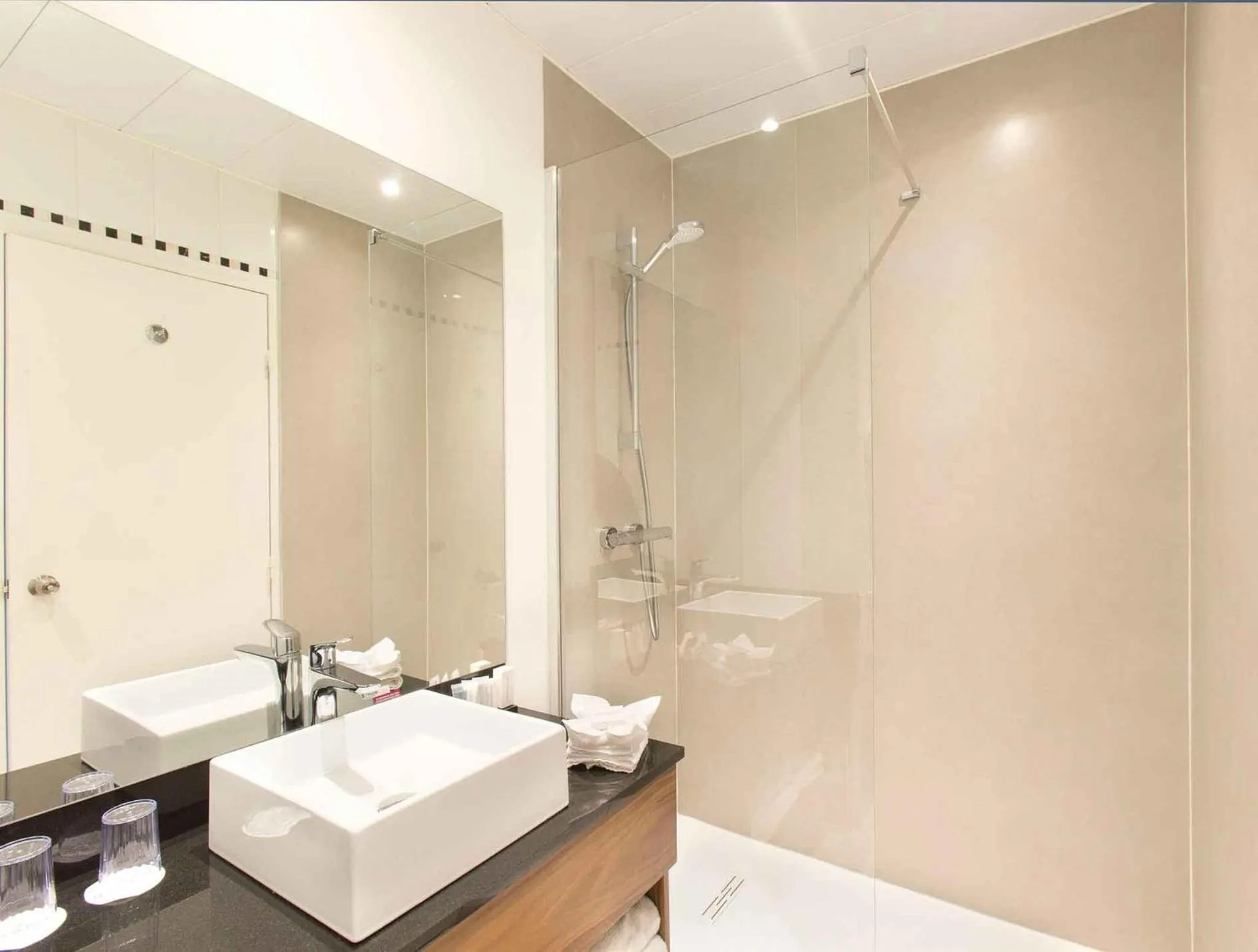 Bathroom in Crowne Plaza Paris - Republique by IHG