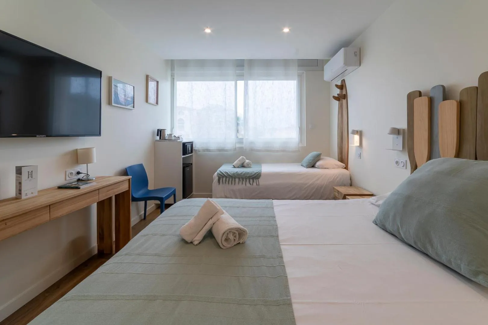 Bedroom, Bed in Cit'Hotel Imperial