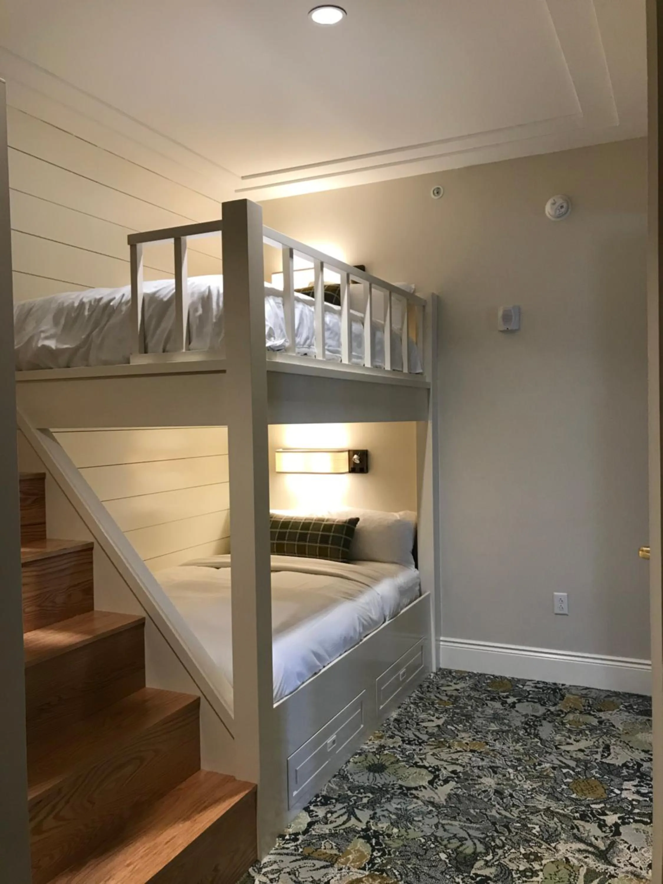 Bedroom, Bed in The Inn at Meadowbrook