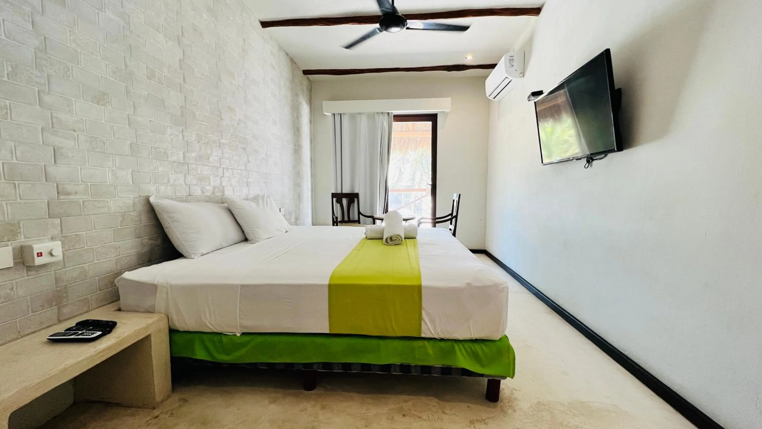 Bedroom, Bed in Hotel MAYARI Holbox
