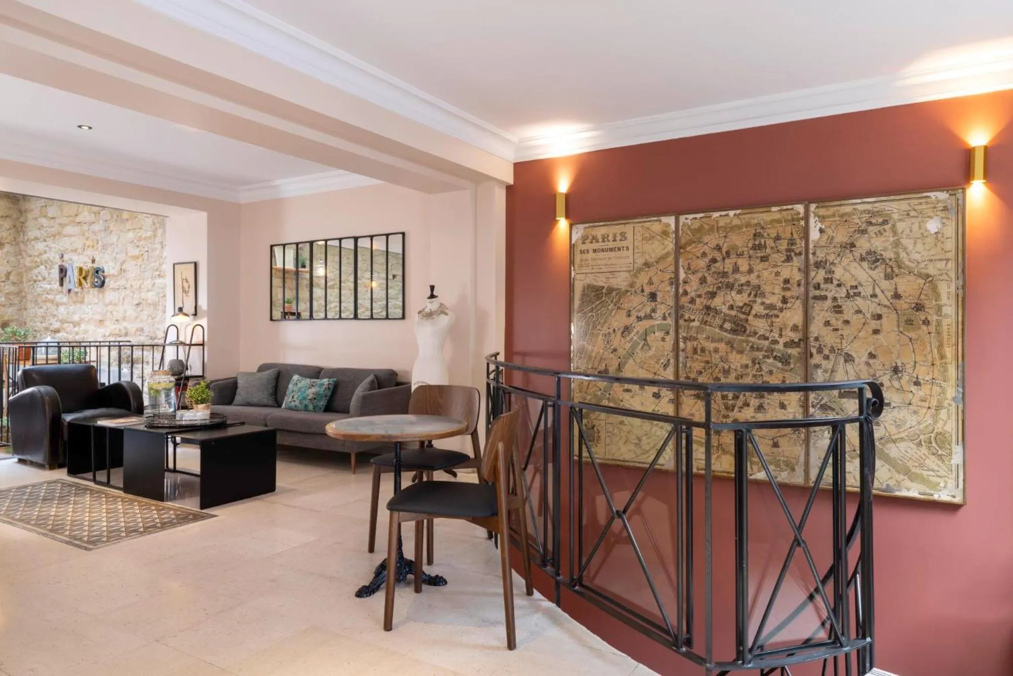 Lobby or reception in Hôtel Maxim Quartier Latin