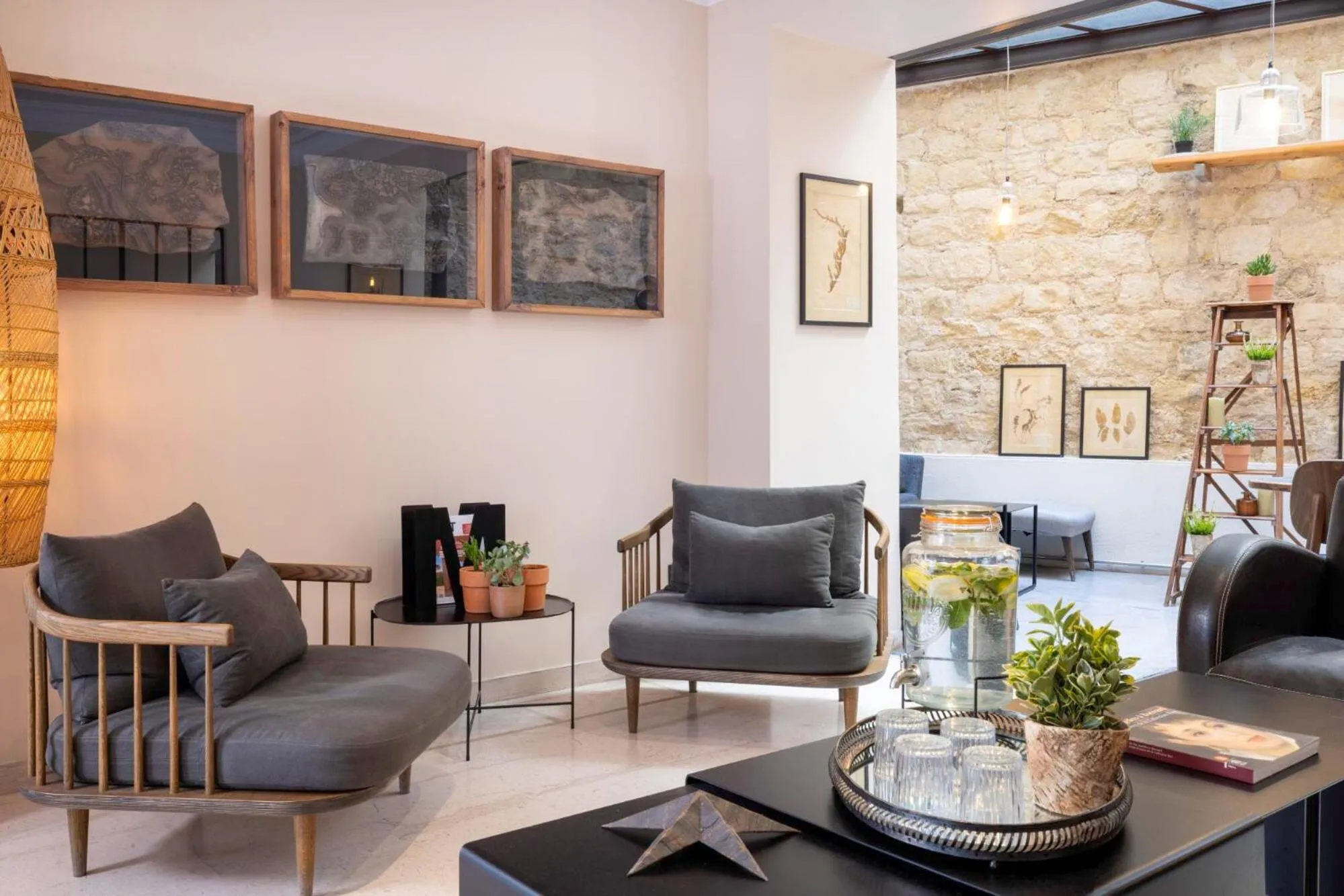 Lobby or reception in Hôtel Maxim Quartier Latin