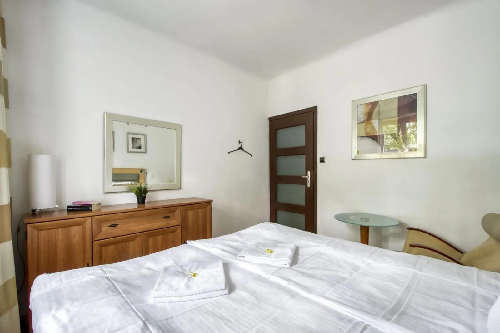 Bed in 404 Rooms Obrzezna Mokotow
