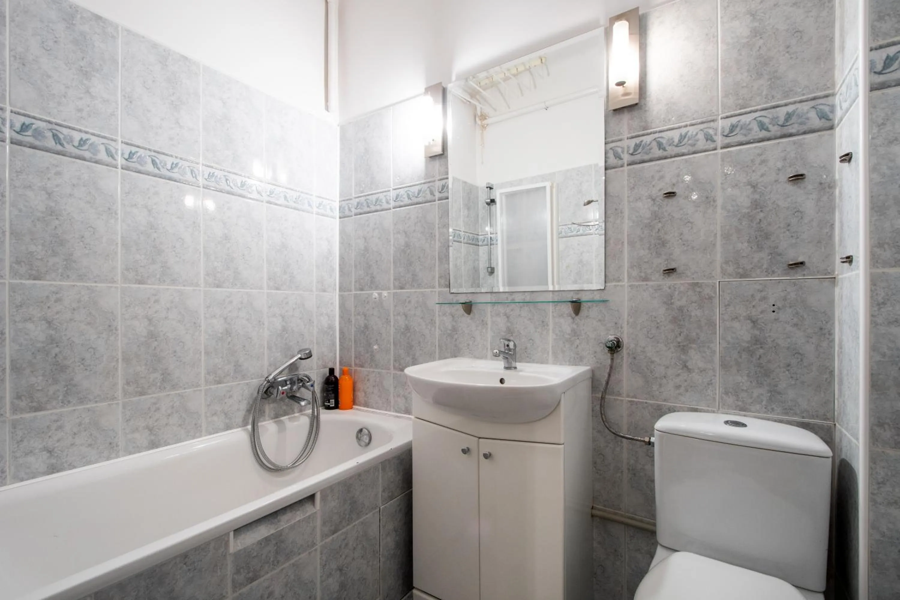 Bathroom in 404 Rooms Obrzezna Mokotow