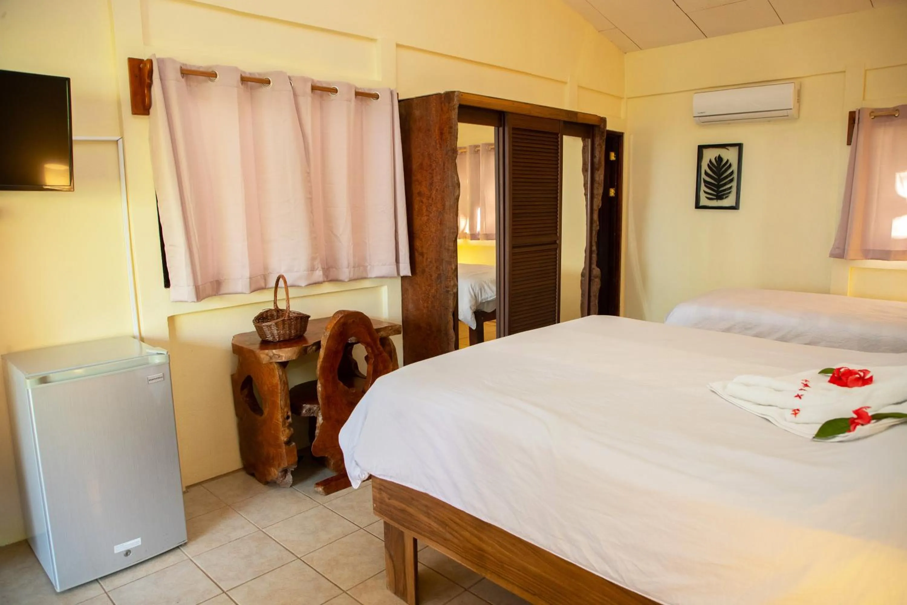 Bedroom, Bed in Jungle Lodge at Wild Sun Rescue Center