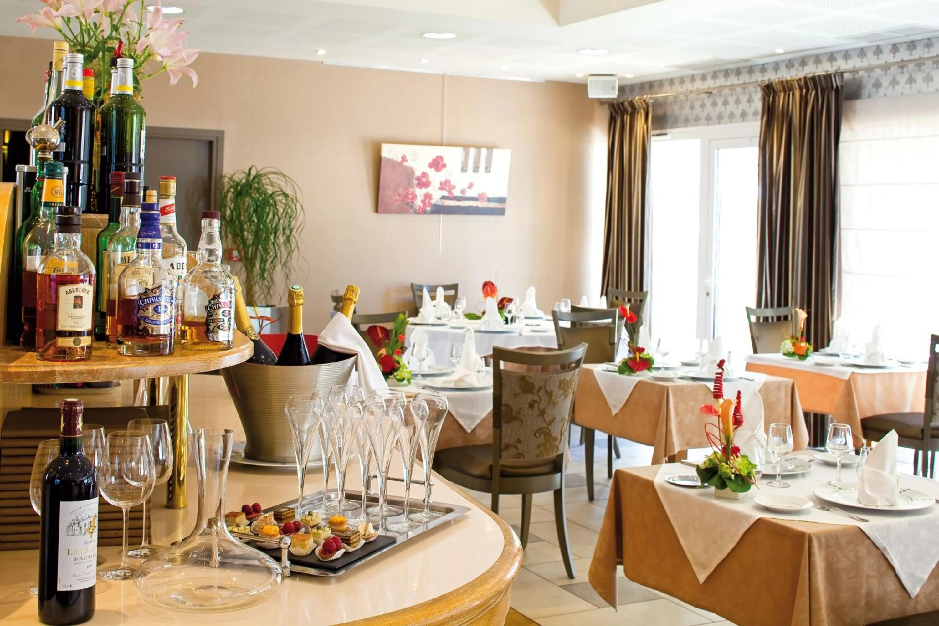 Restaurant/places to eat in Mercure Castres L'Occitan