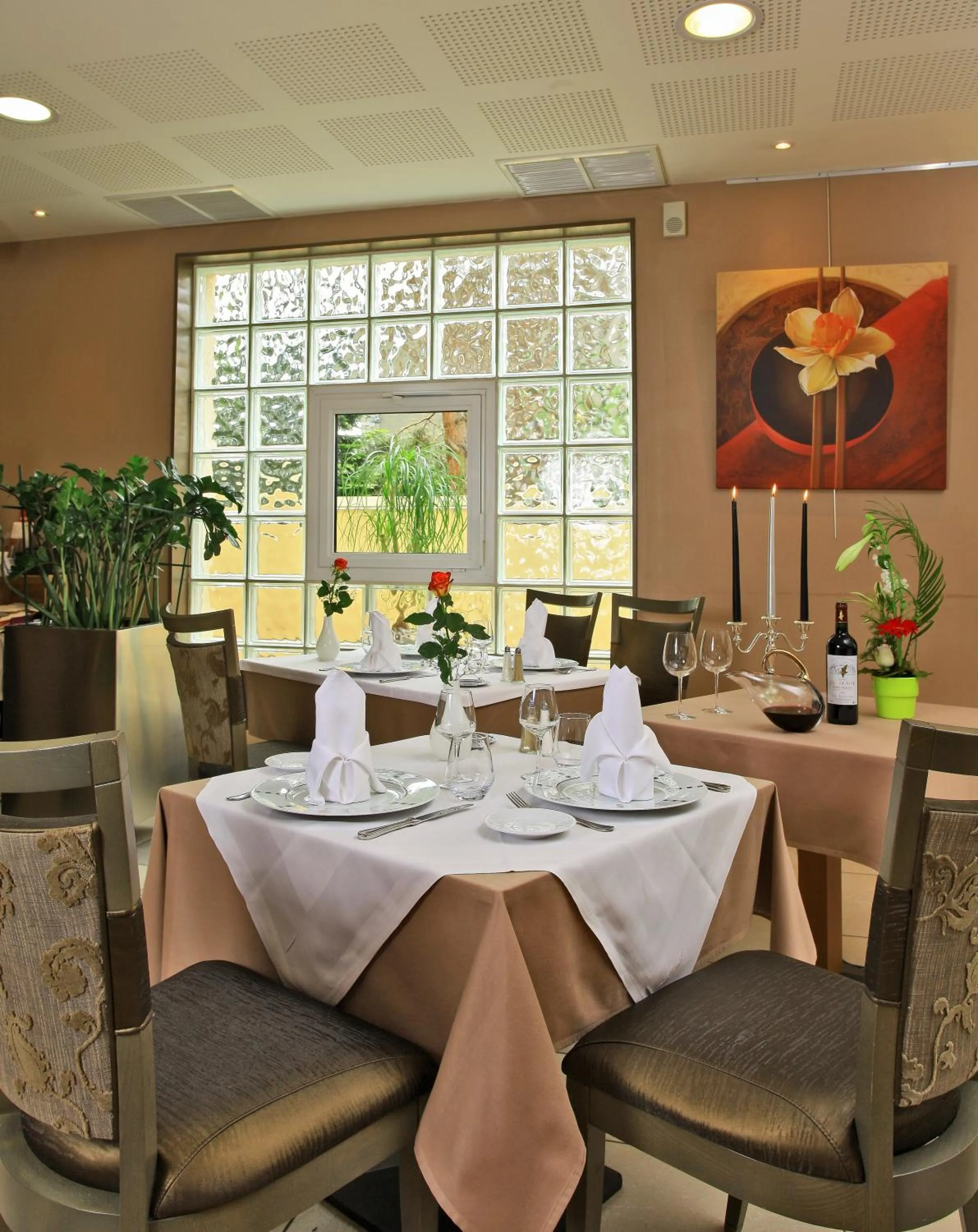 Restaurant/places to eat in Mercure Castres L'Occitan