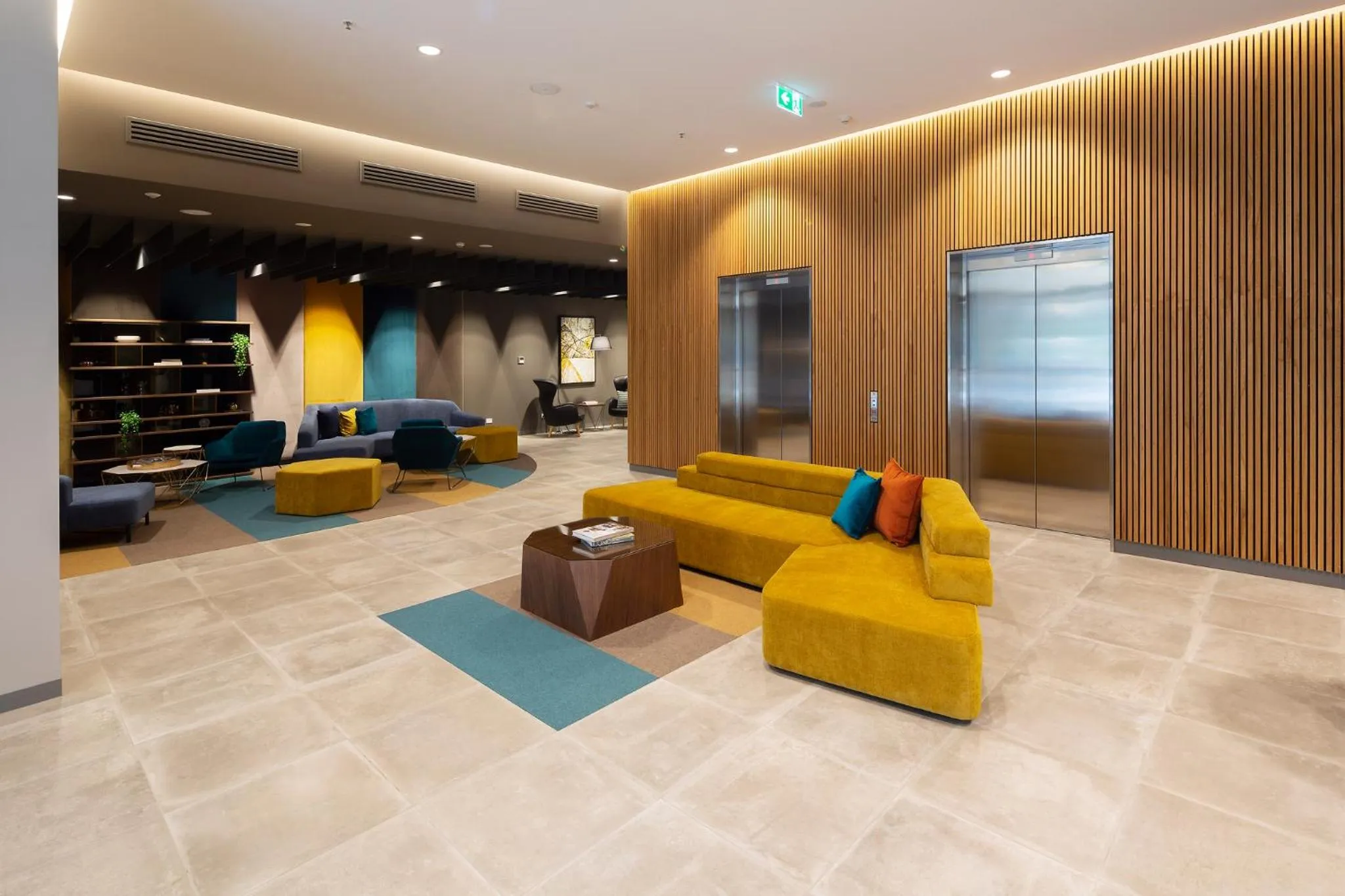 Property building in Mercure Canberra Belconnen