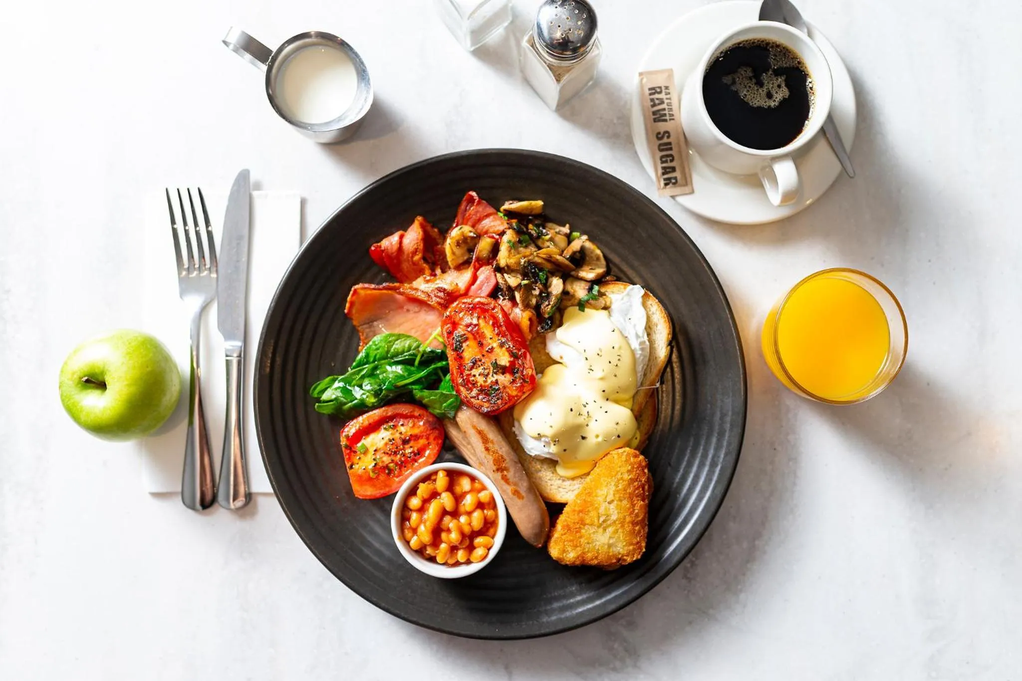 Restaurant/places to eat in Mercure Canberra Belconnen