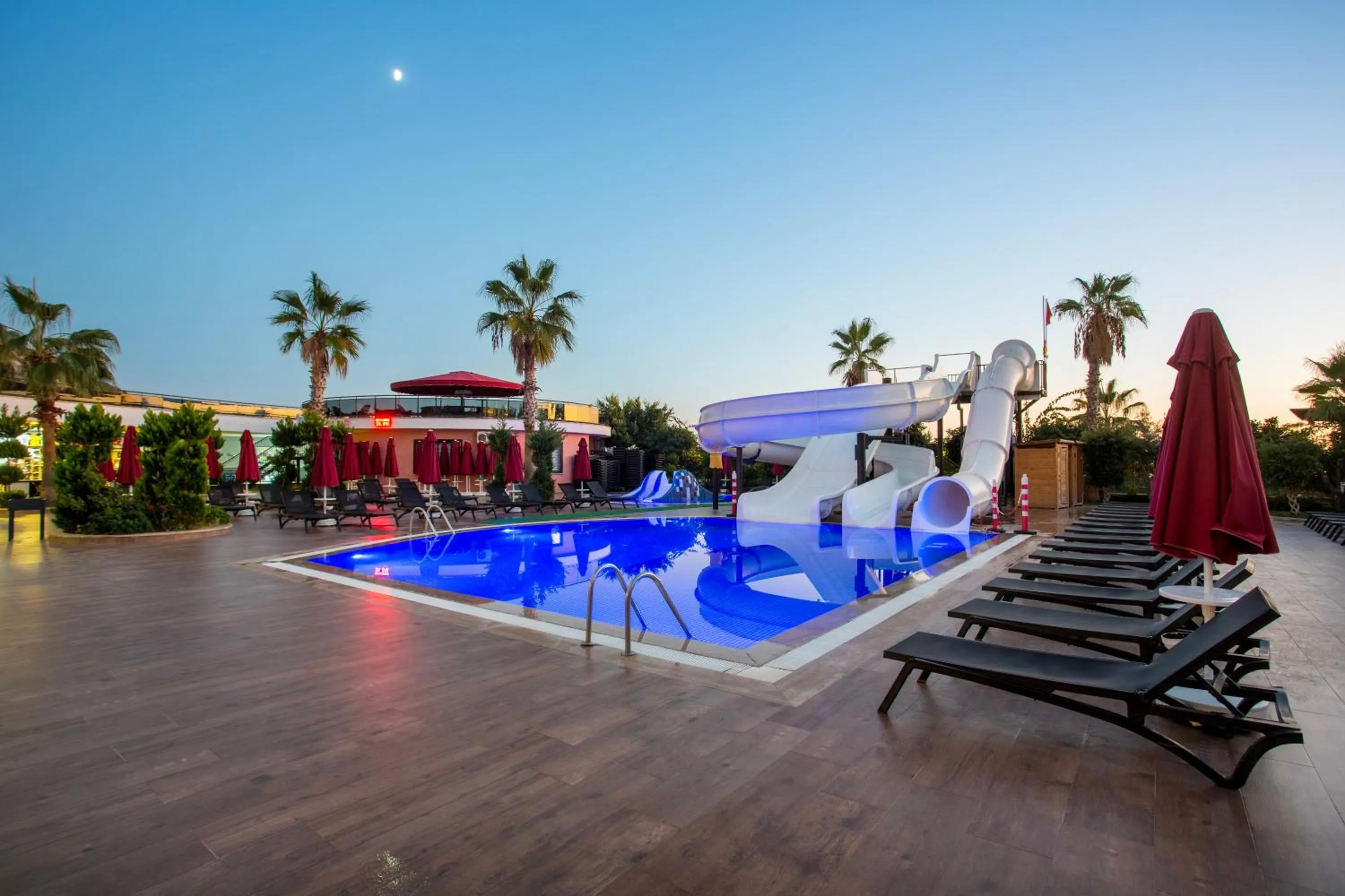 Pool view in Noxinn Deluxe Hotel - Ultra All Inclusive