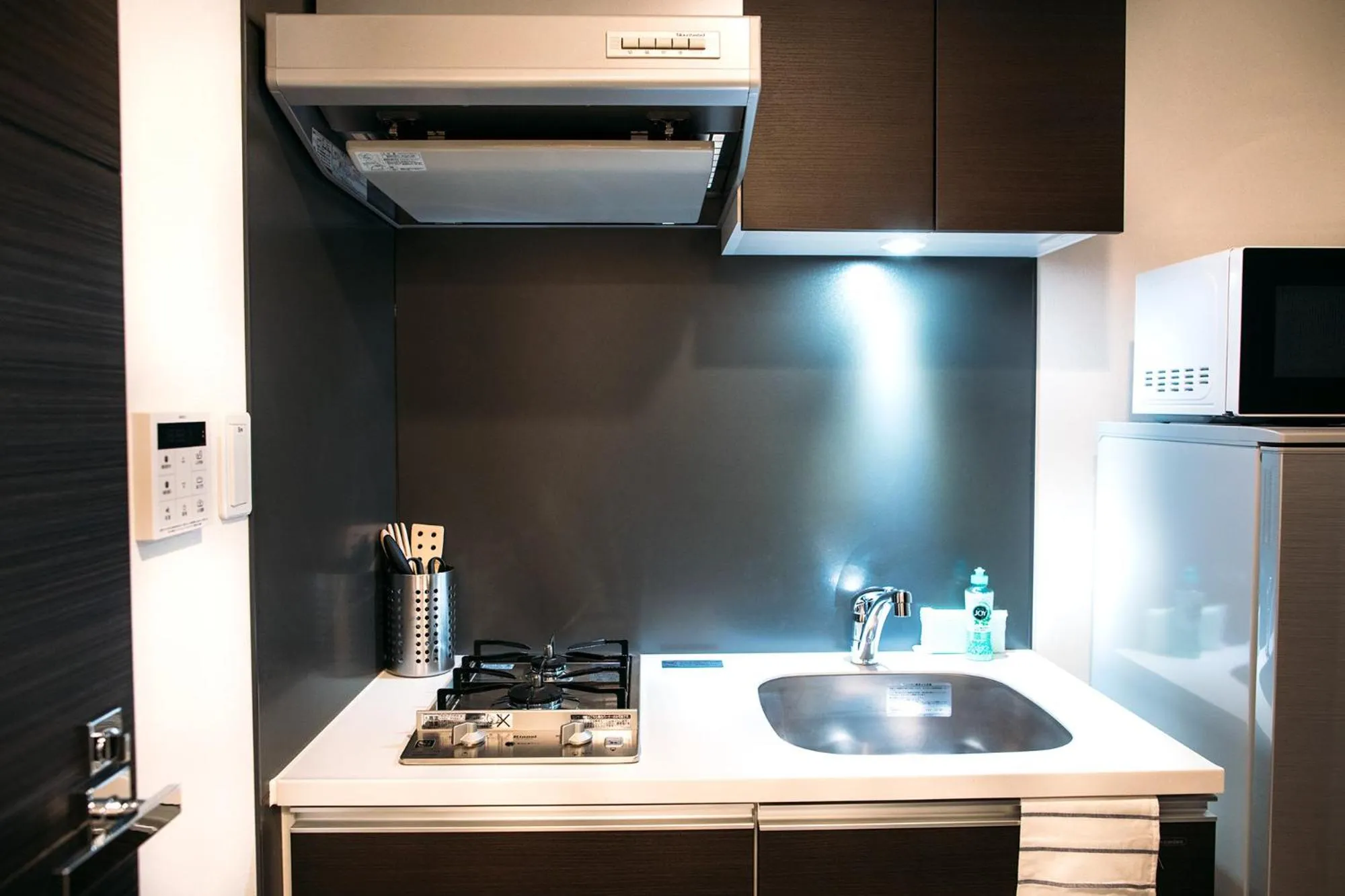 Kitchen or kitchenette in Dash Living Nihonbashi