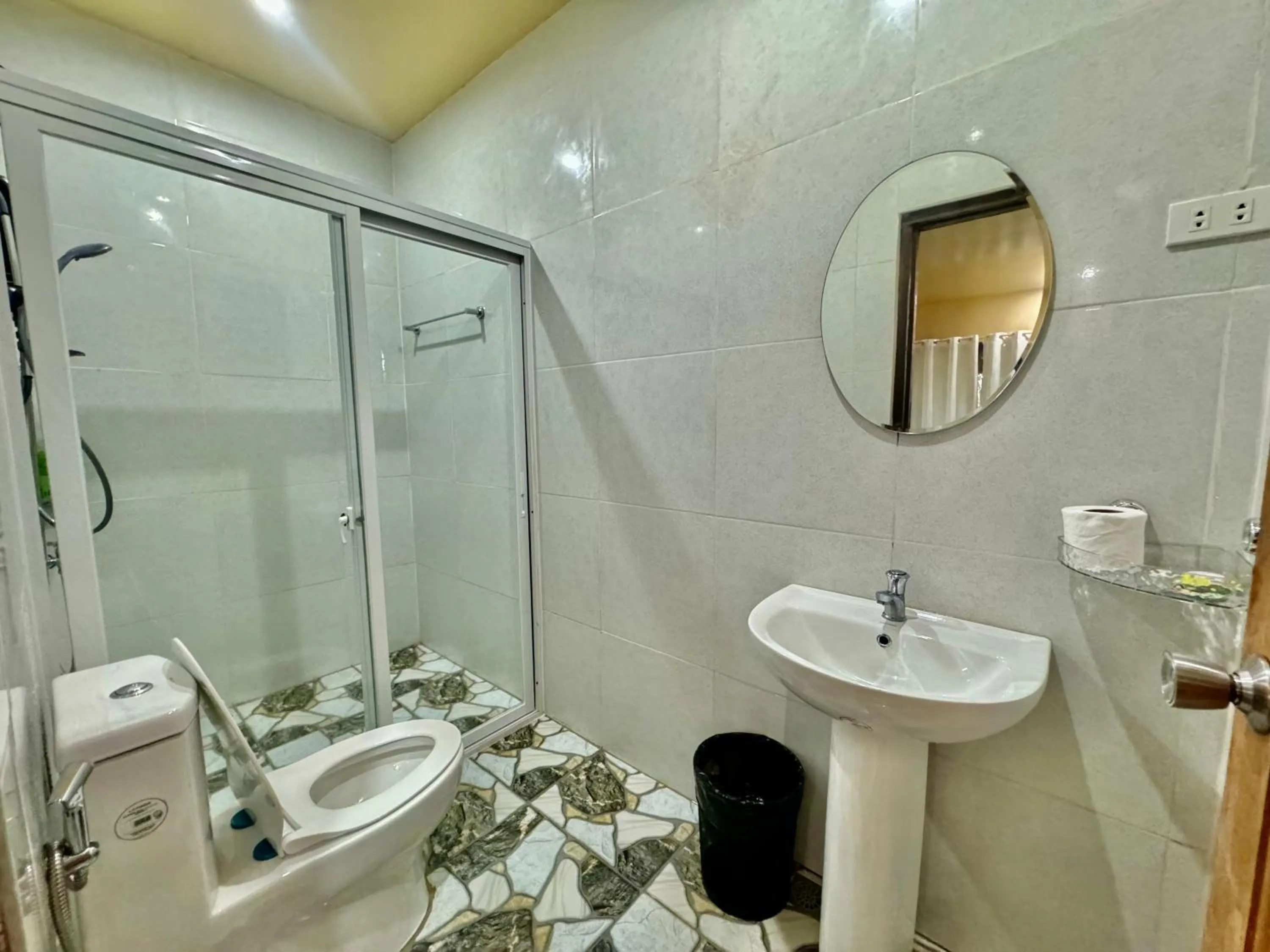 Shower in Loboc Cool River Resort