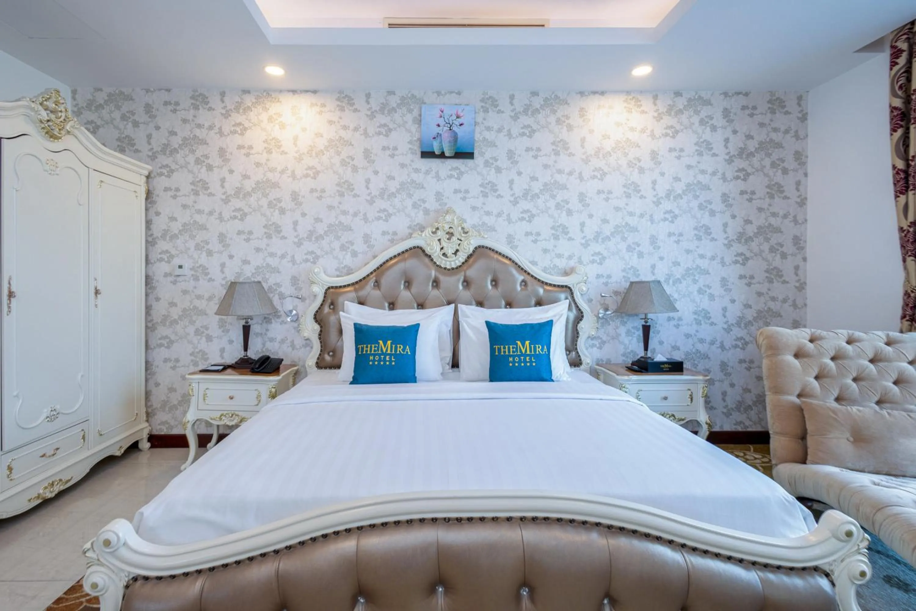 Bed in The Mira Hotel