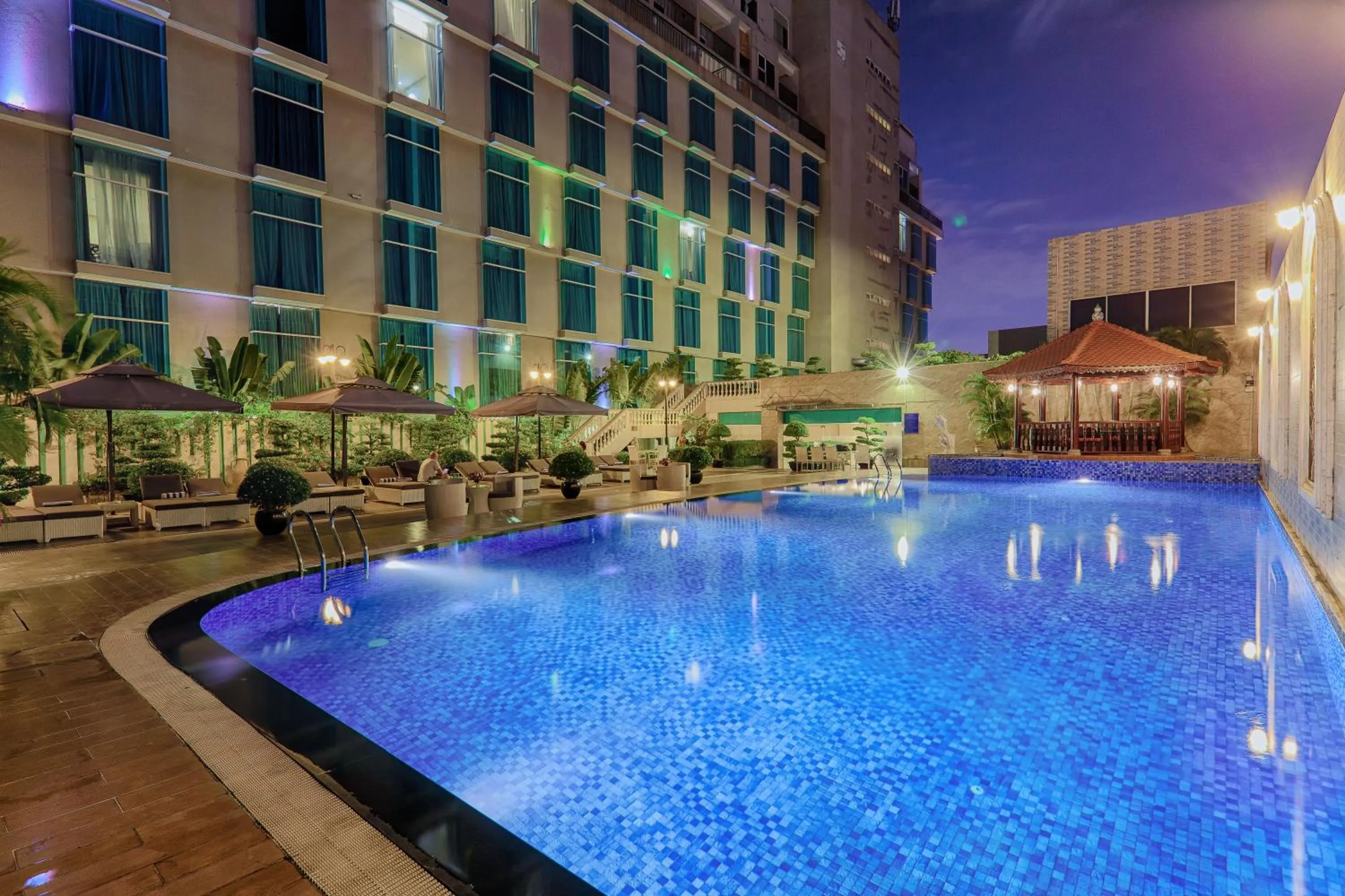 Swimming pool in The Mira Hotel