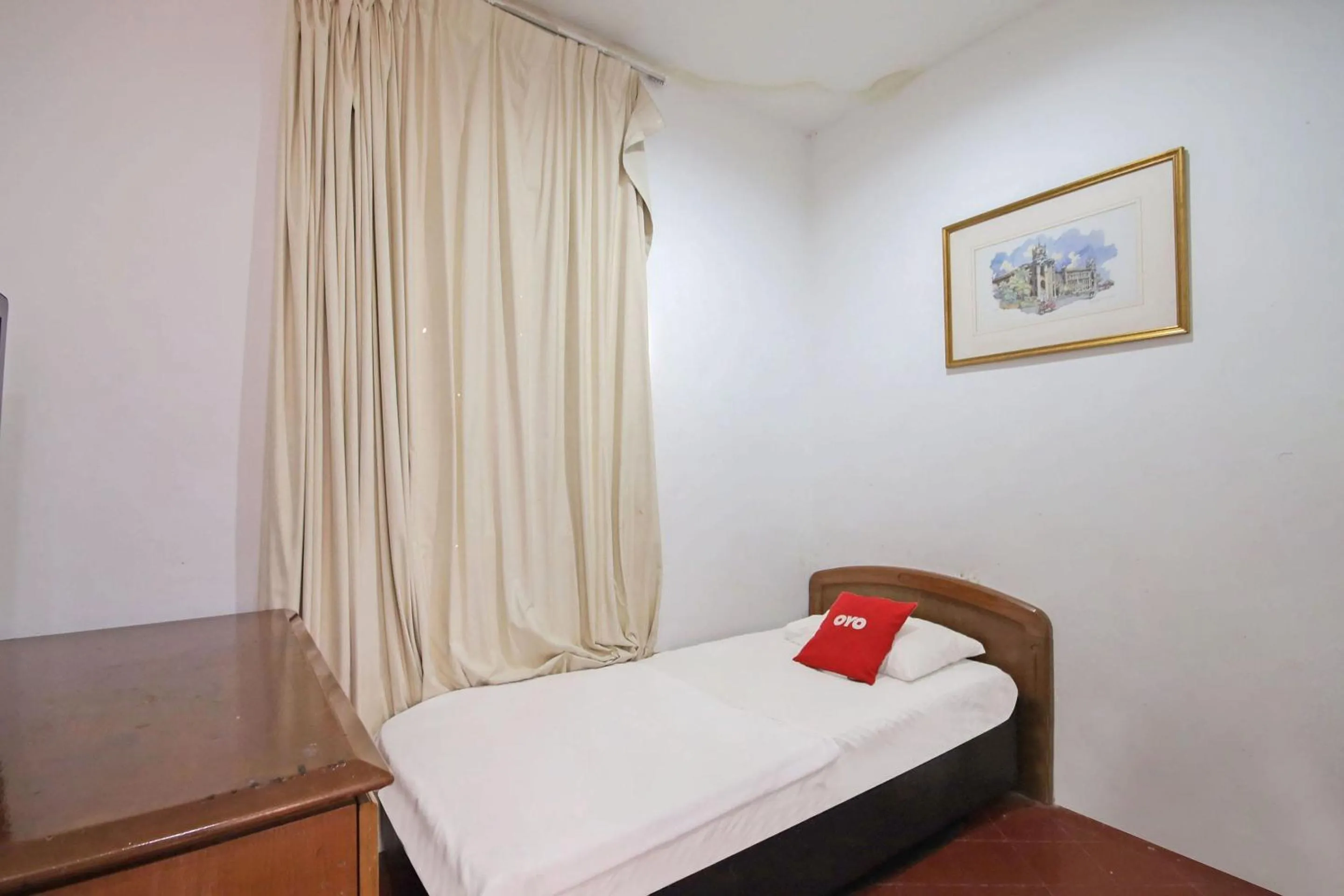 Bedroom, Bed in Hotel O Shalimar