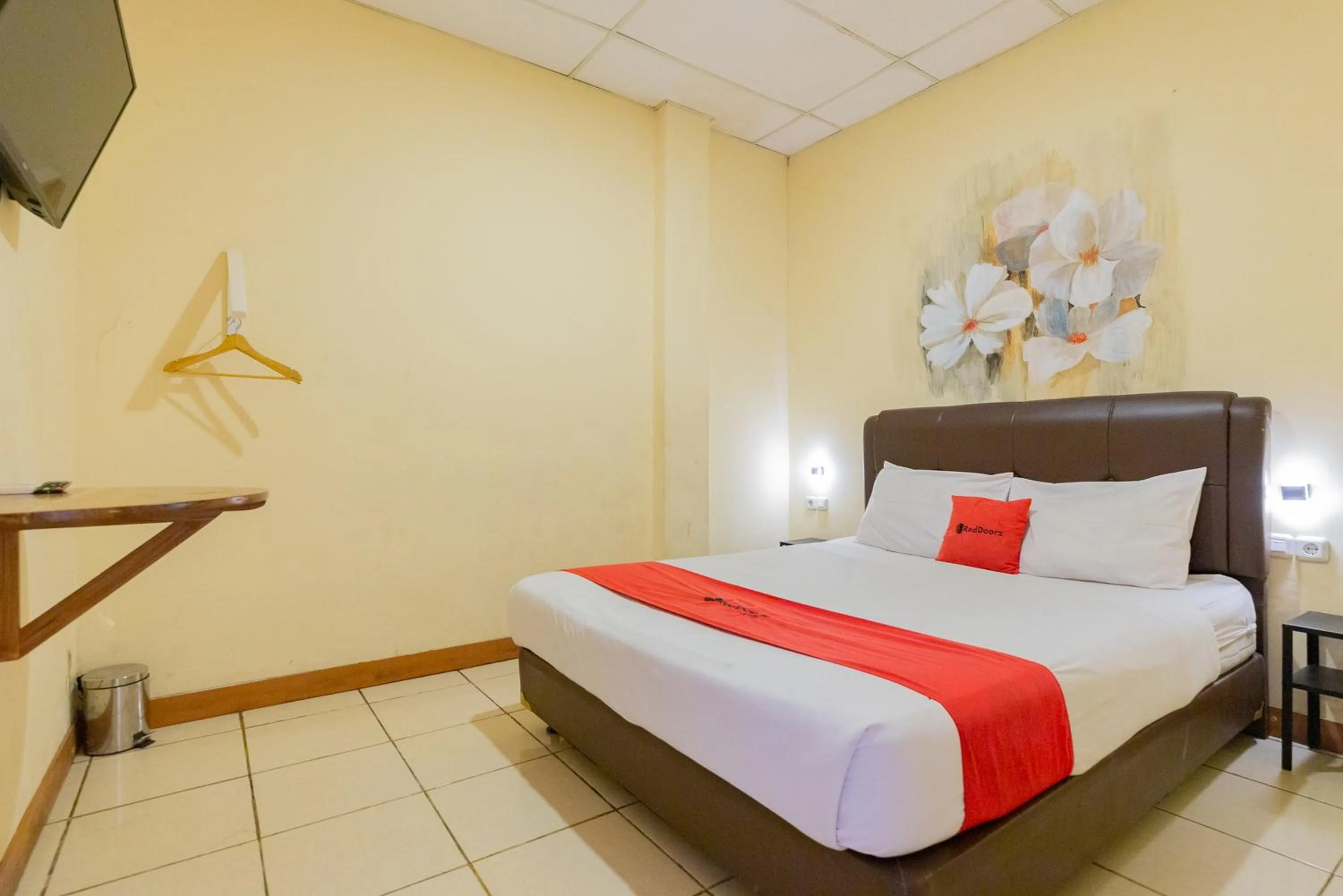 Bed in RedDoorz @ Iodium Residence Cikarang