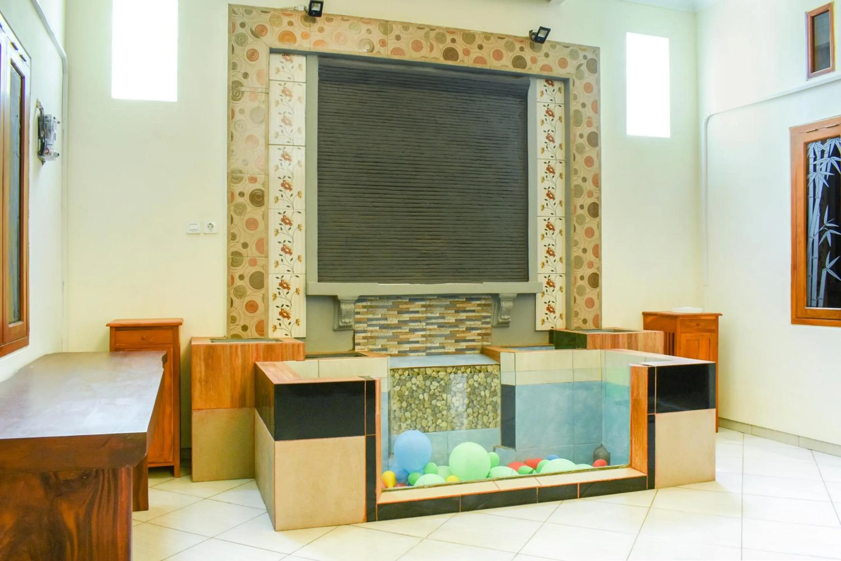 Lobby or reception in OYO 1642 Penginapan Anggrek Syariah 2