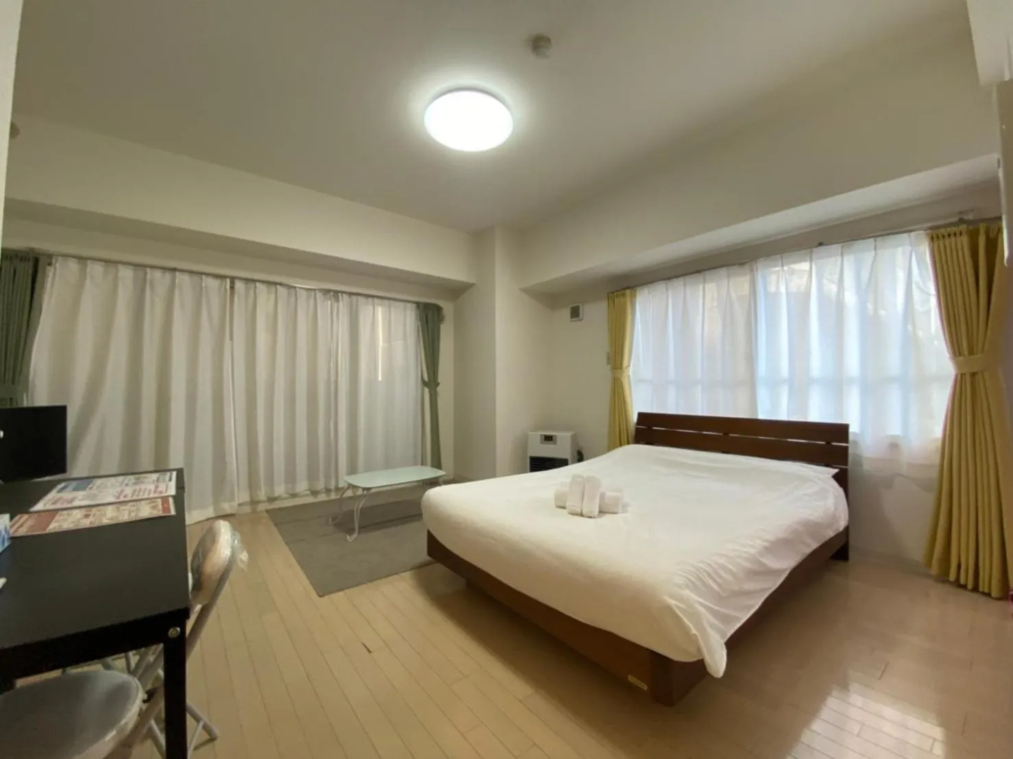 Bed in Downtown area Spacious cozy room Susukino IK301