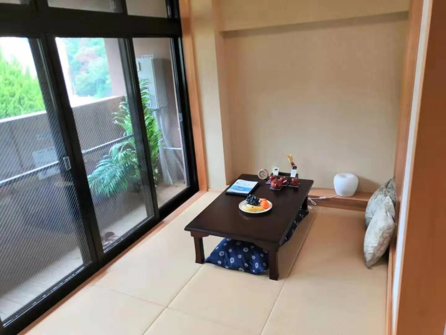 Photo of the whole room in Waseido Zen