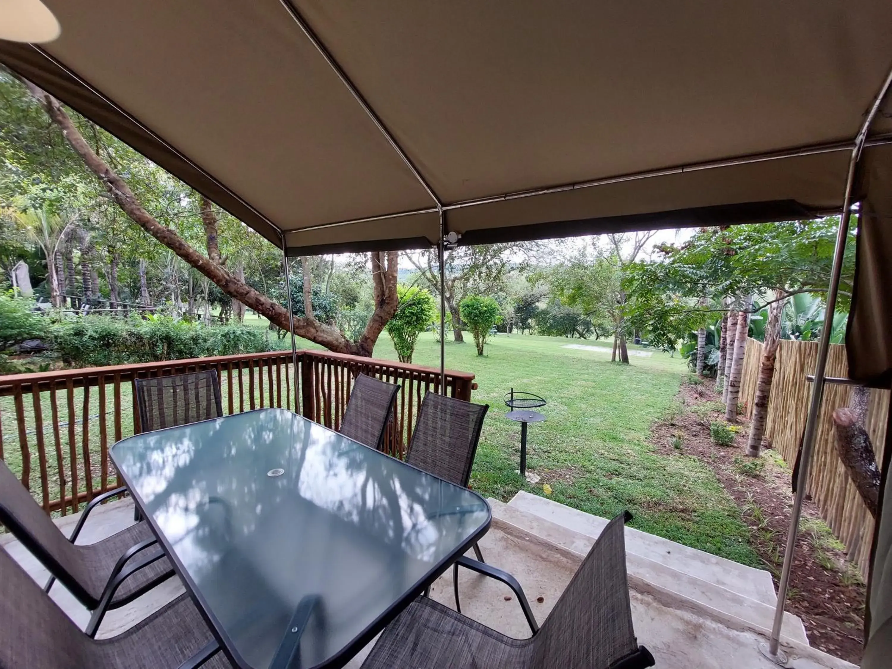 Comfort Tent in Rockview Lodge Comfort Tent in Rockview Lodge