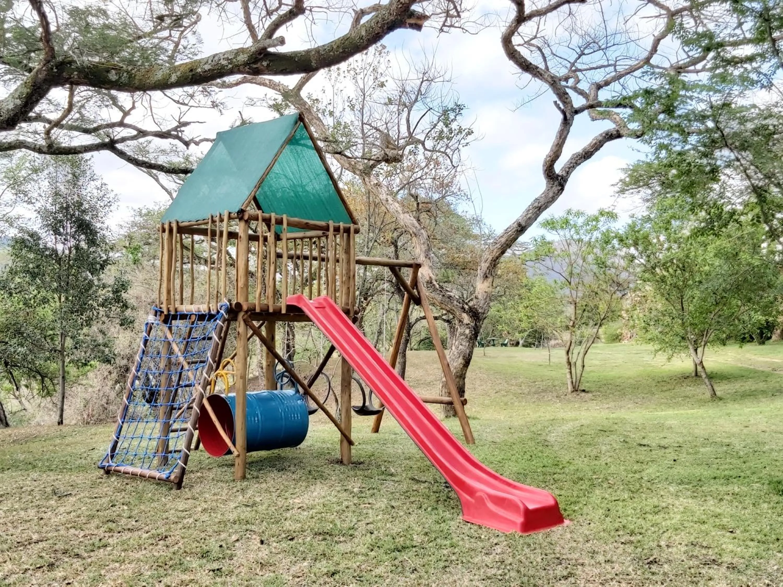 Children play ground in Rockview Lodge