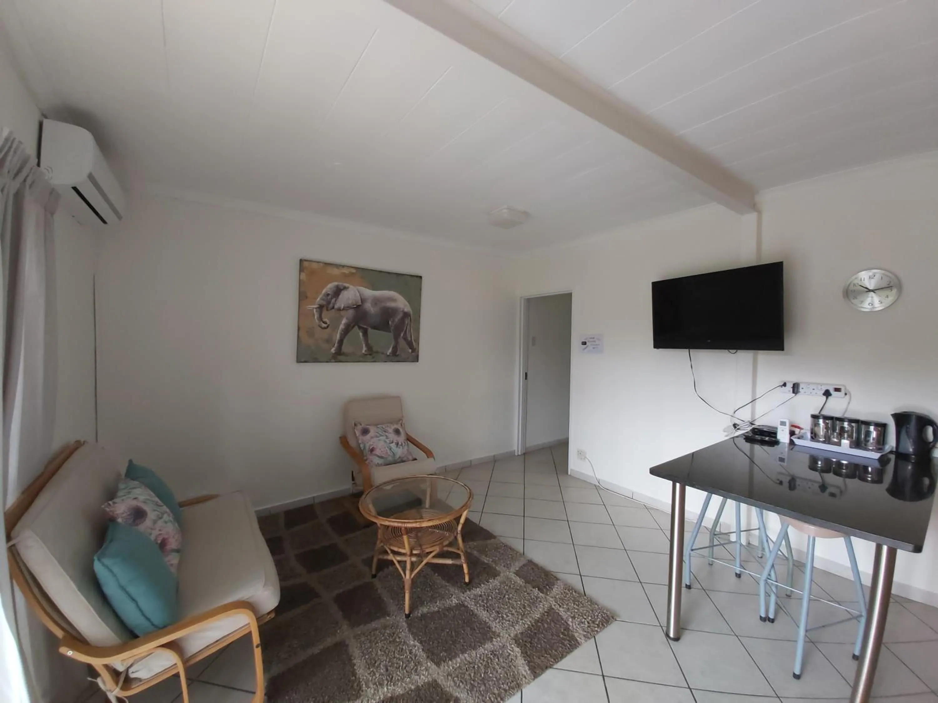 Living room in Rockview Lodge