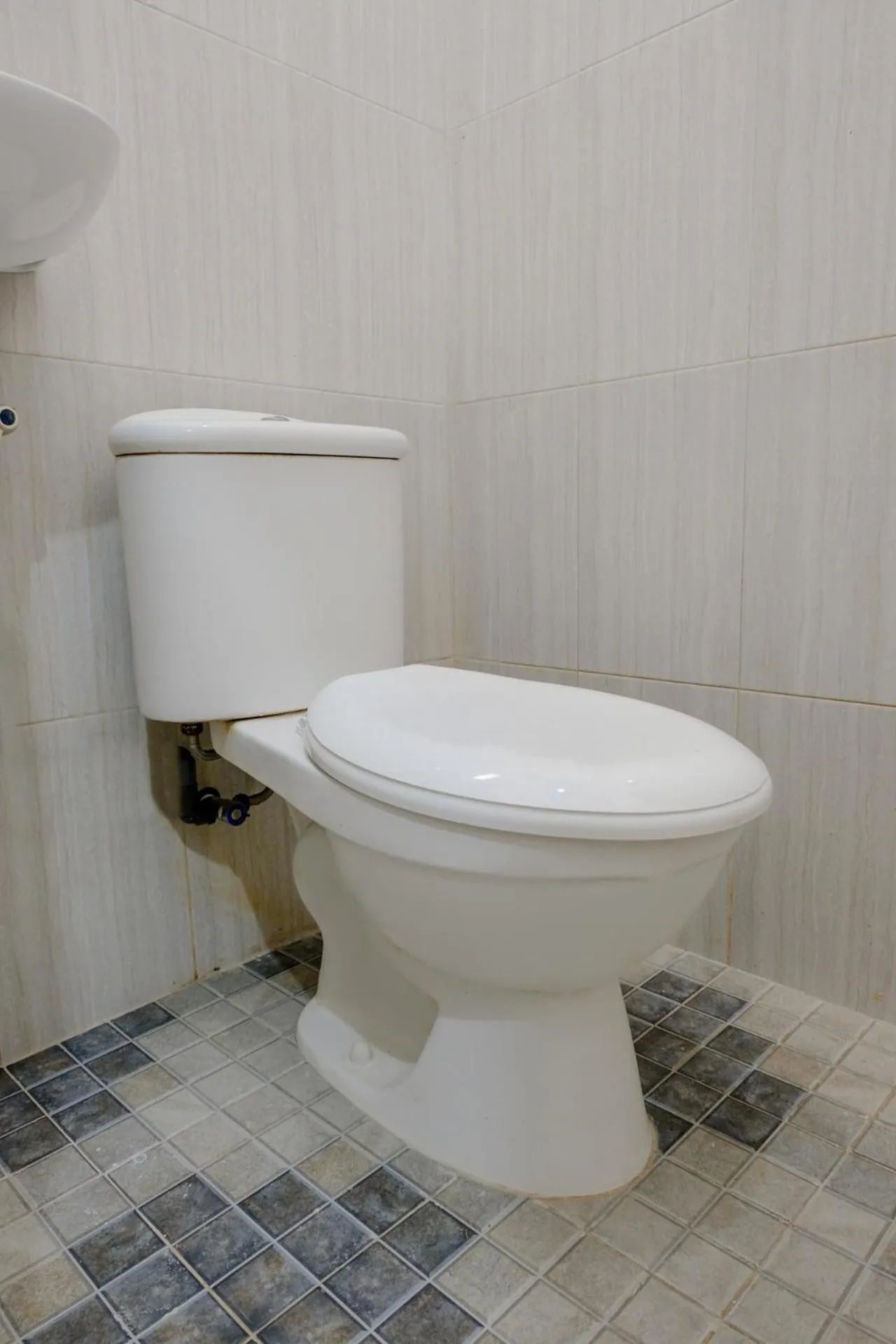 Bathroom in OYO 1475 Oemah Jawa Family Residence