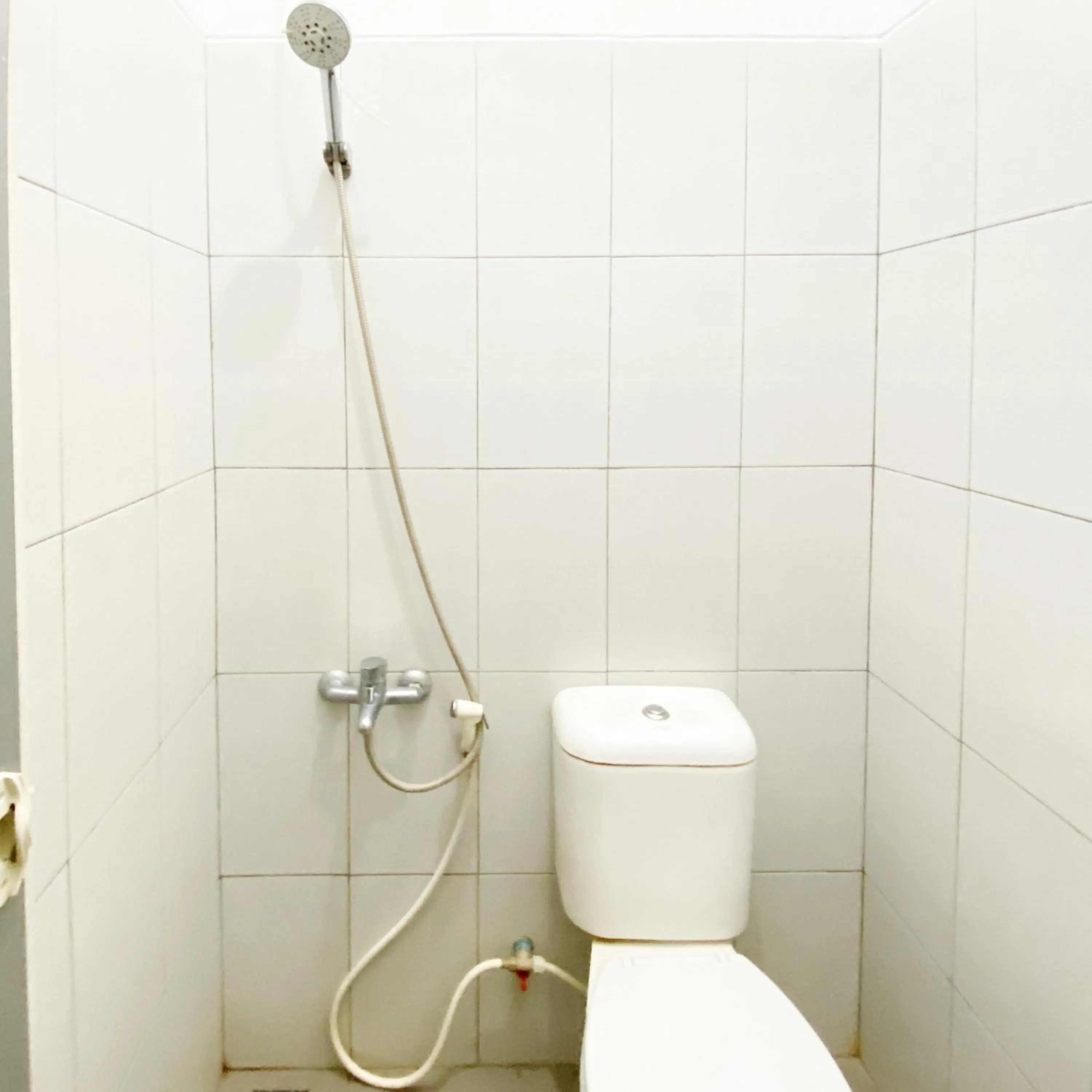 Bathroom in The Eco Village Homestay RedPartner