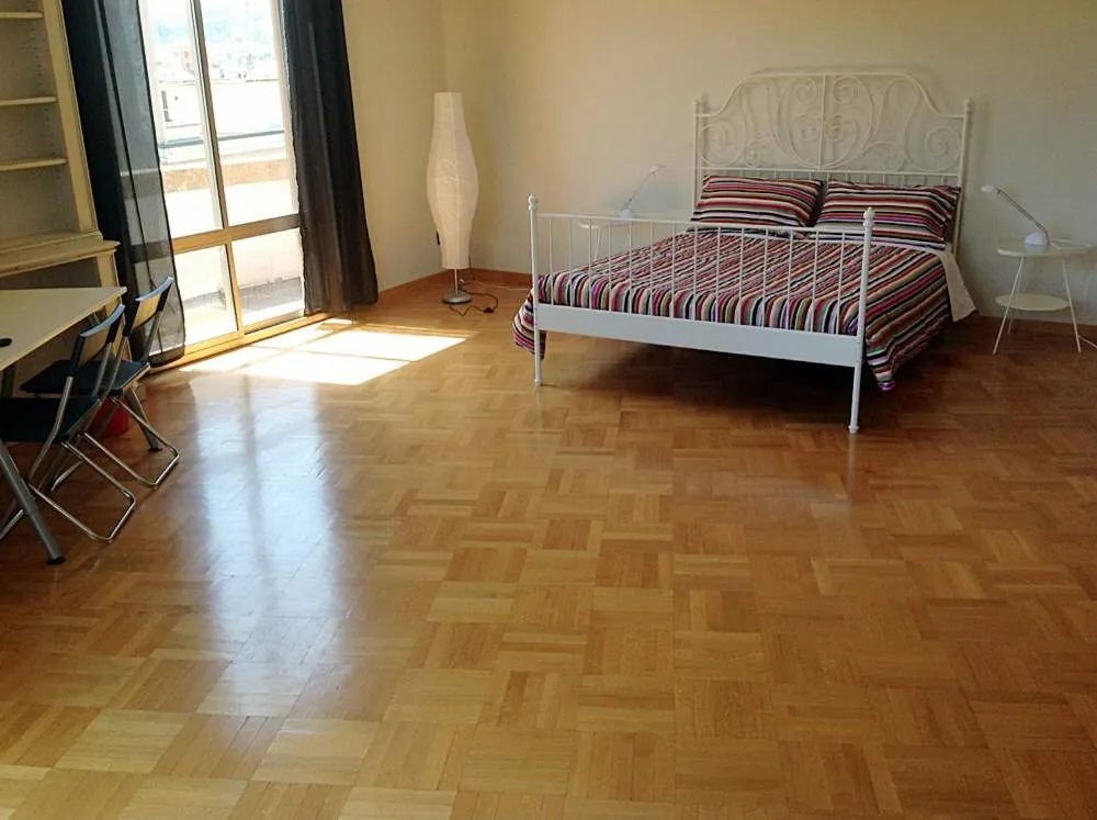 Bed in Bologna Center Town