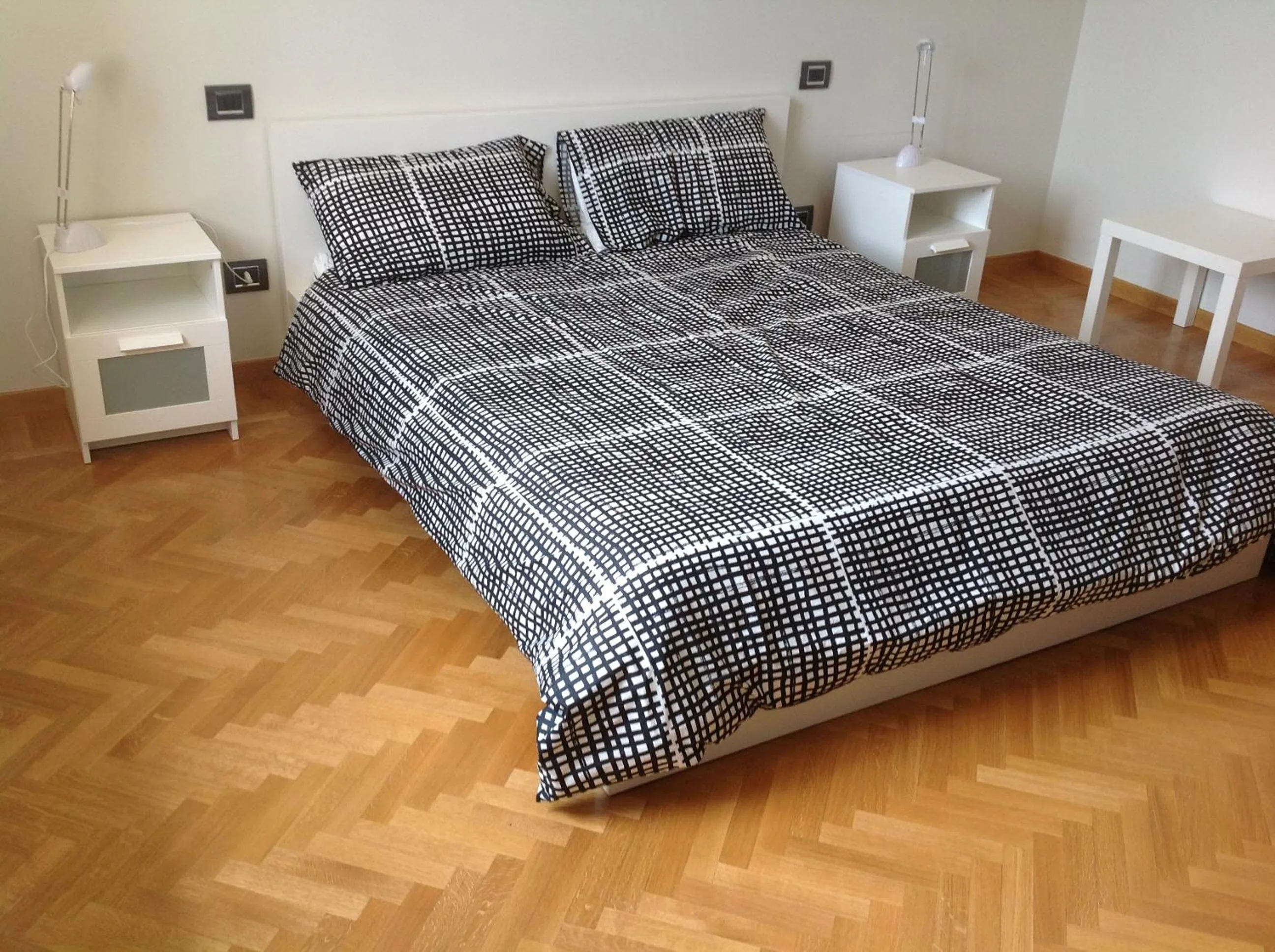 Bed in Bologna Center Town