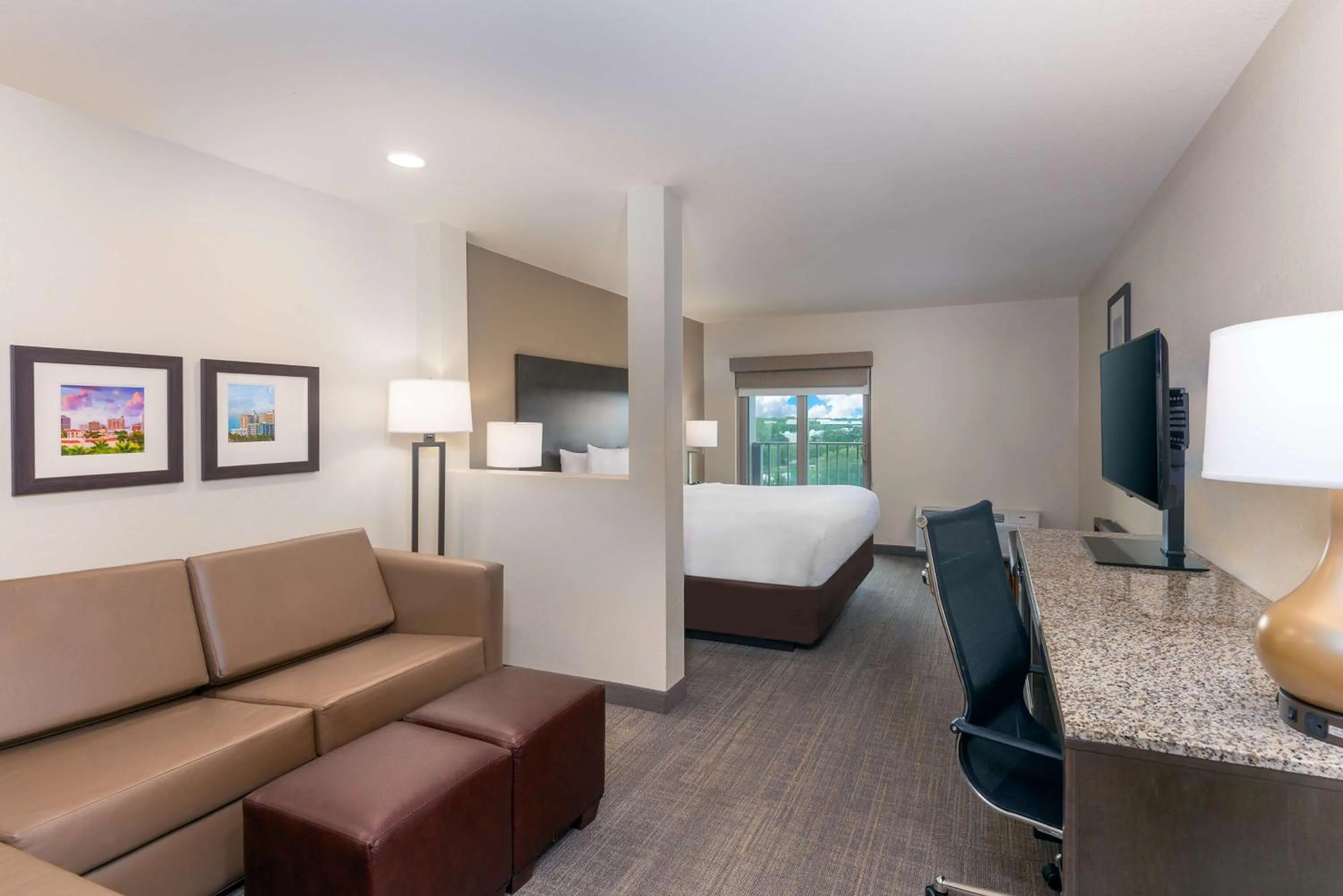 Bedroom in Ameniti Bay - Best Western Signature Collection