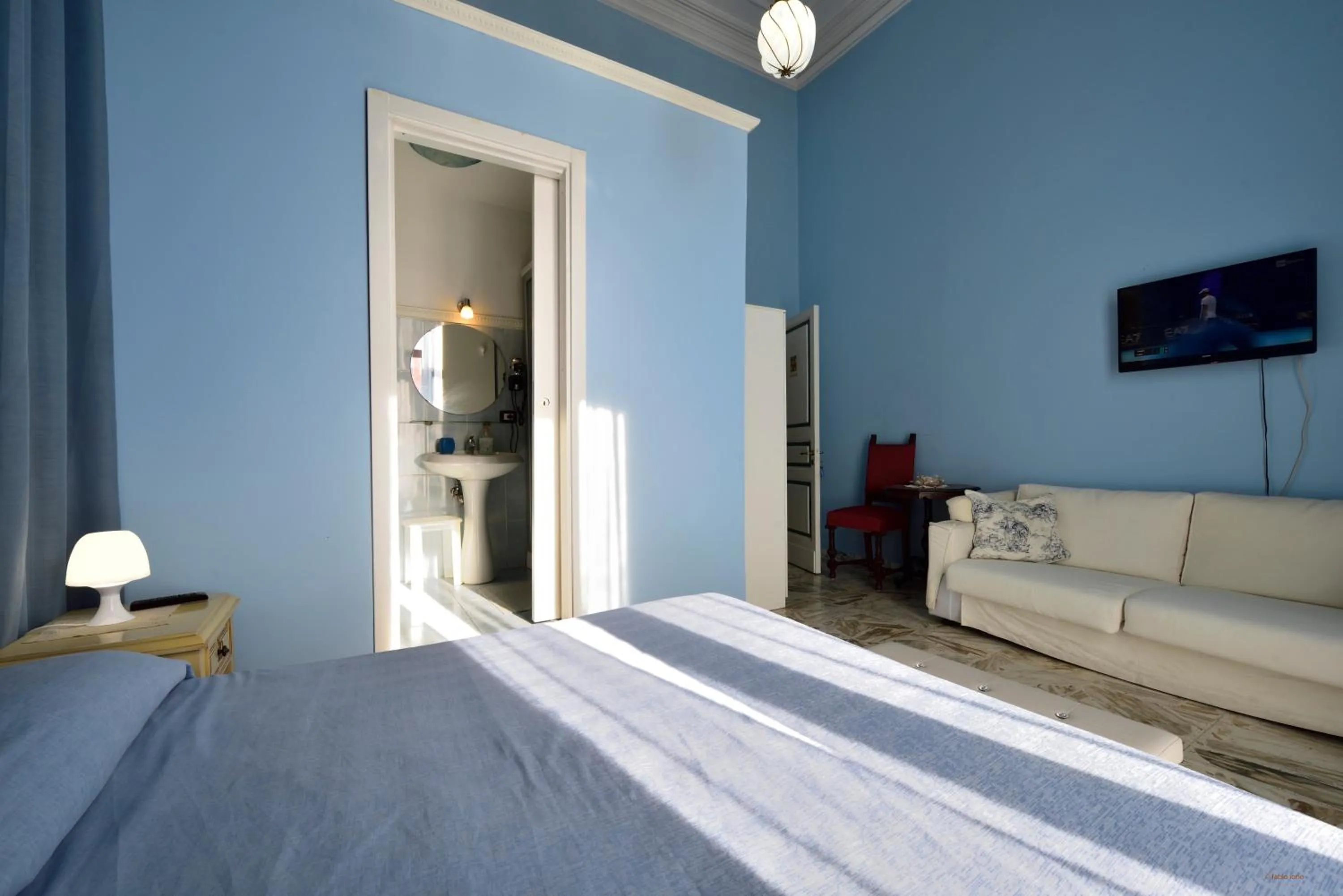 Bathroom, Bed in A Casa Di Laura