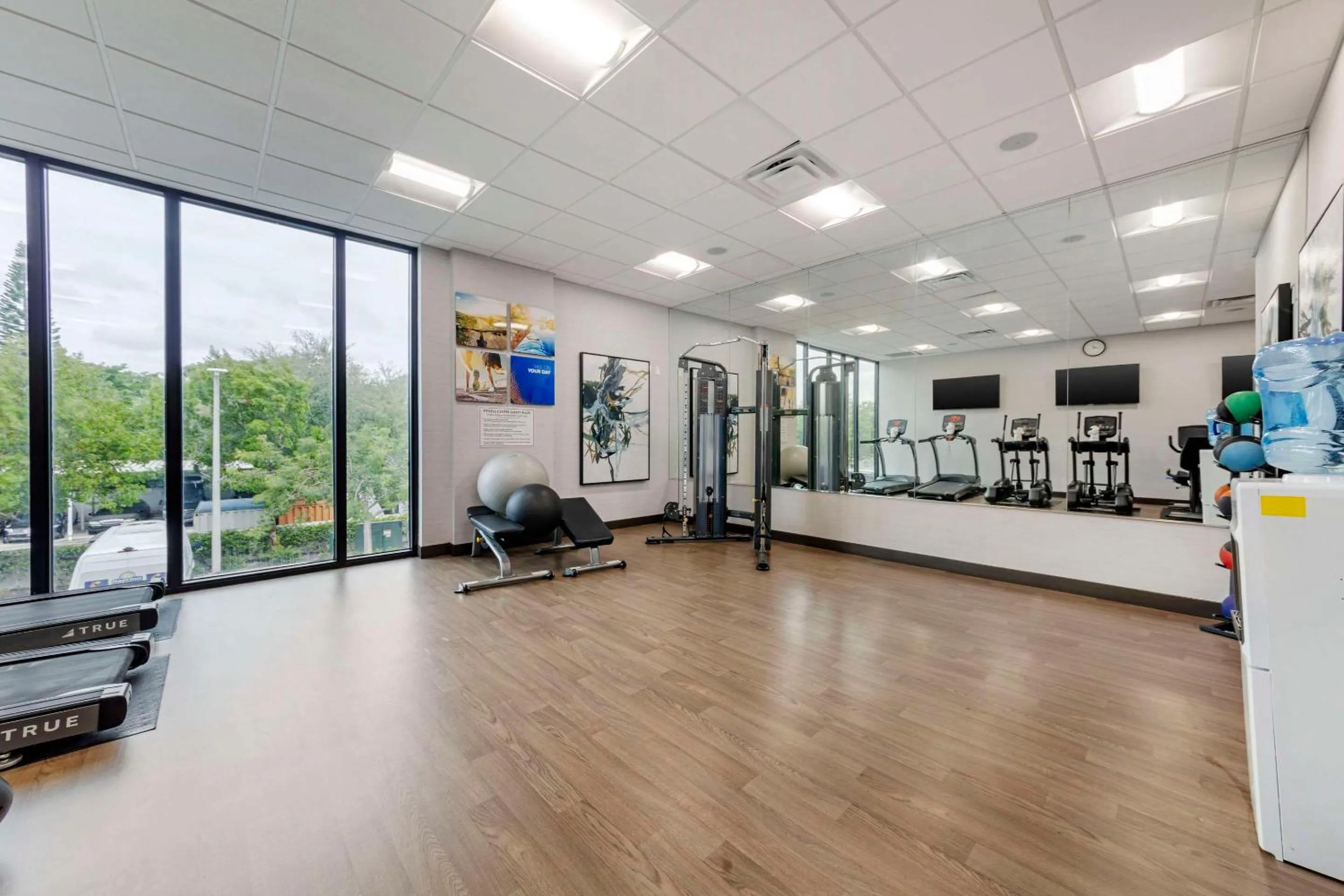Fitness centre/facilities in Comfort Inn & Suites Miami International Airport