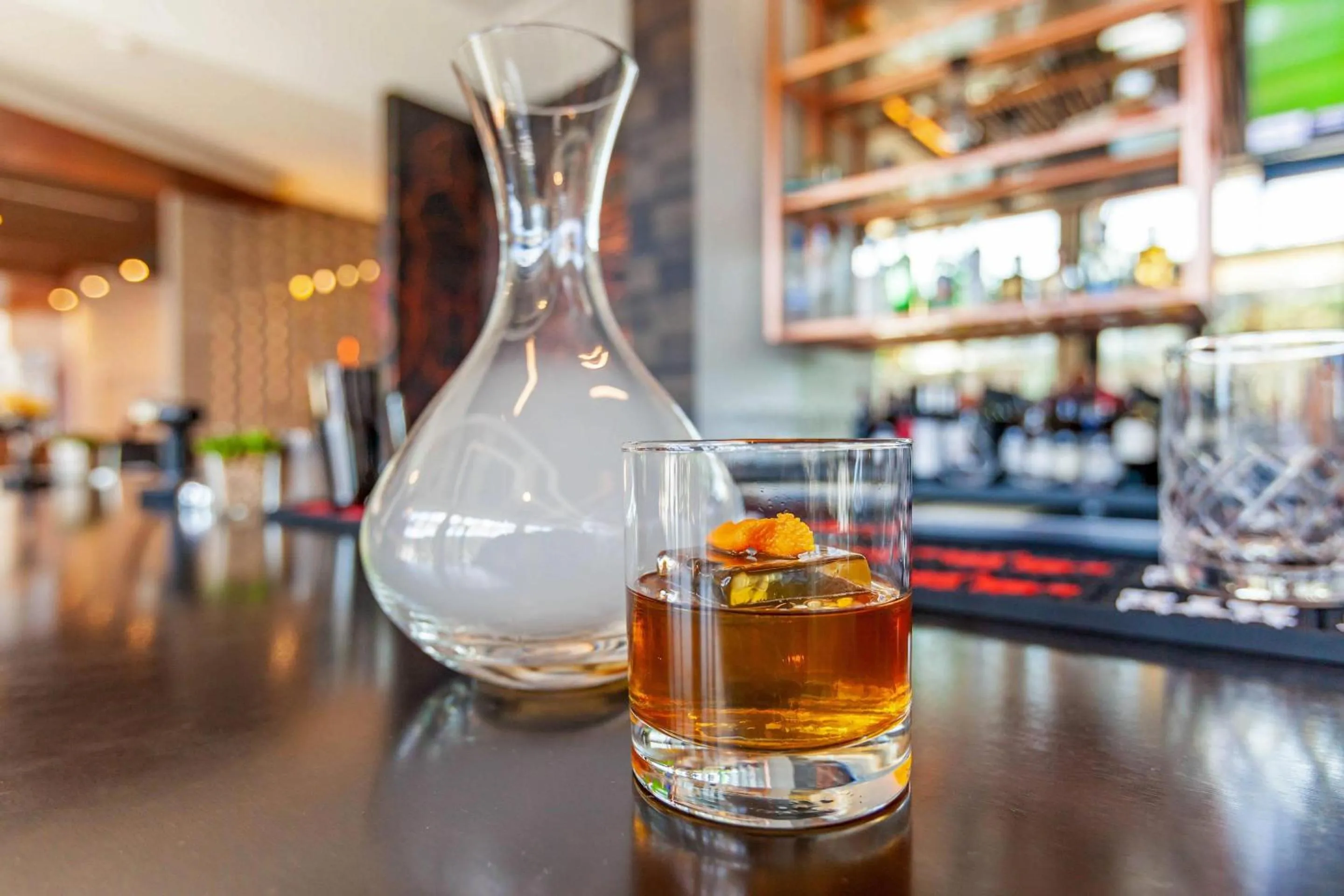 Restaurant/places to eat in Cambria Downtown Phoenix Convention & Airport Hotel