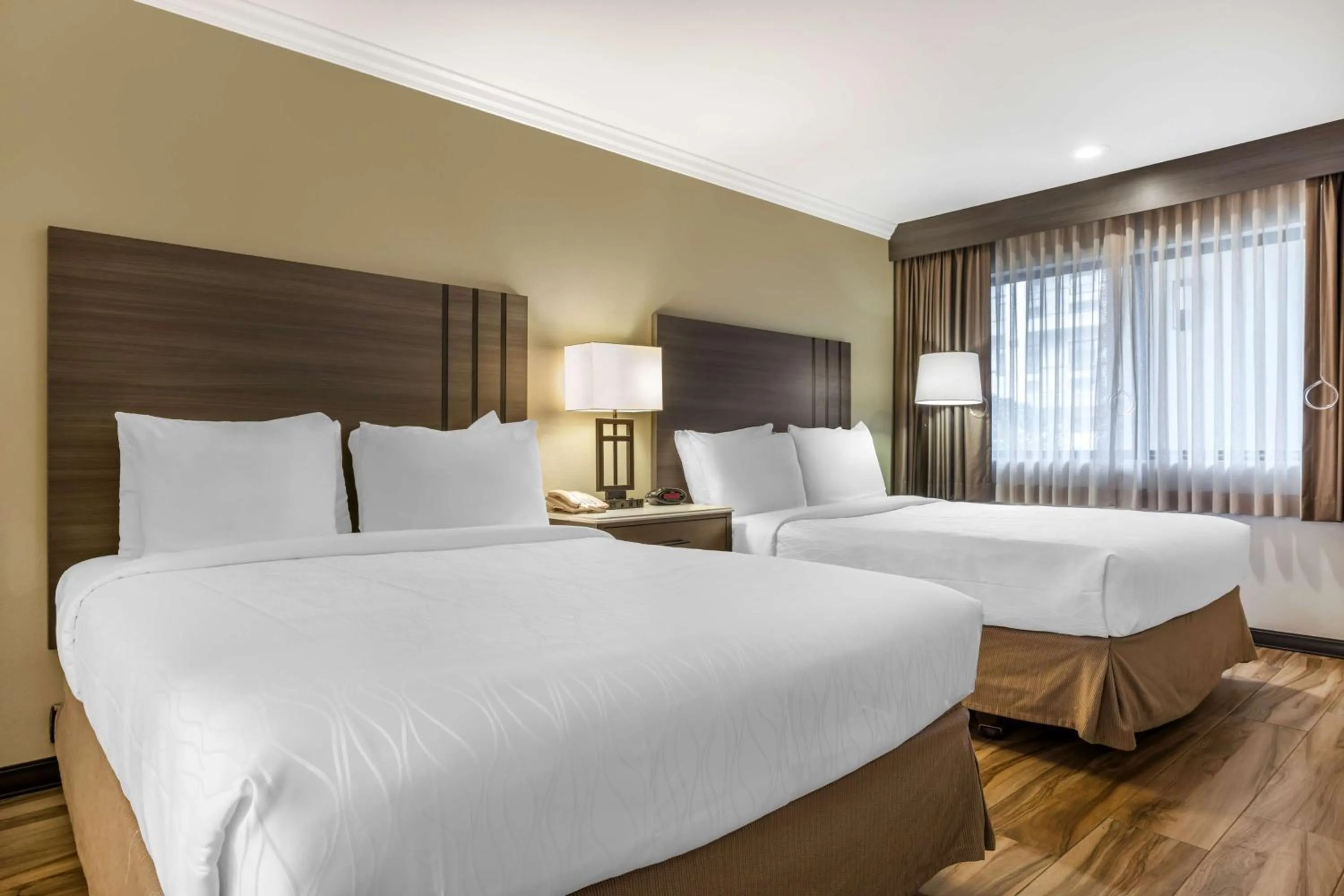 Bedroom, Bed in Best Western Plus Orange County Airport North