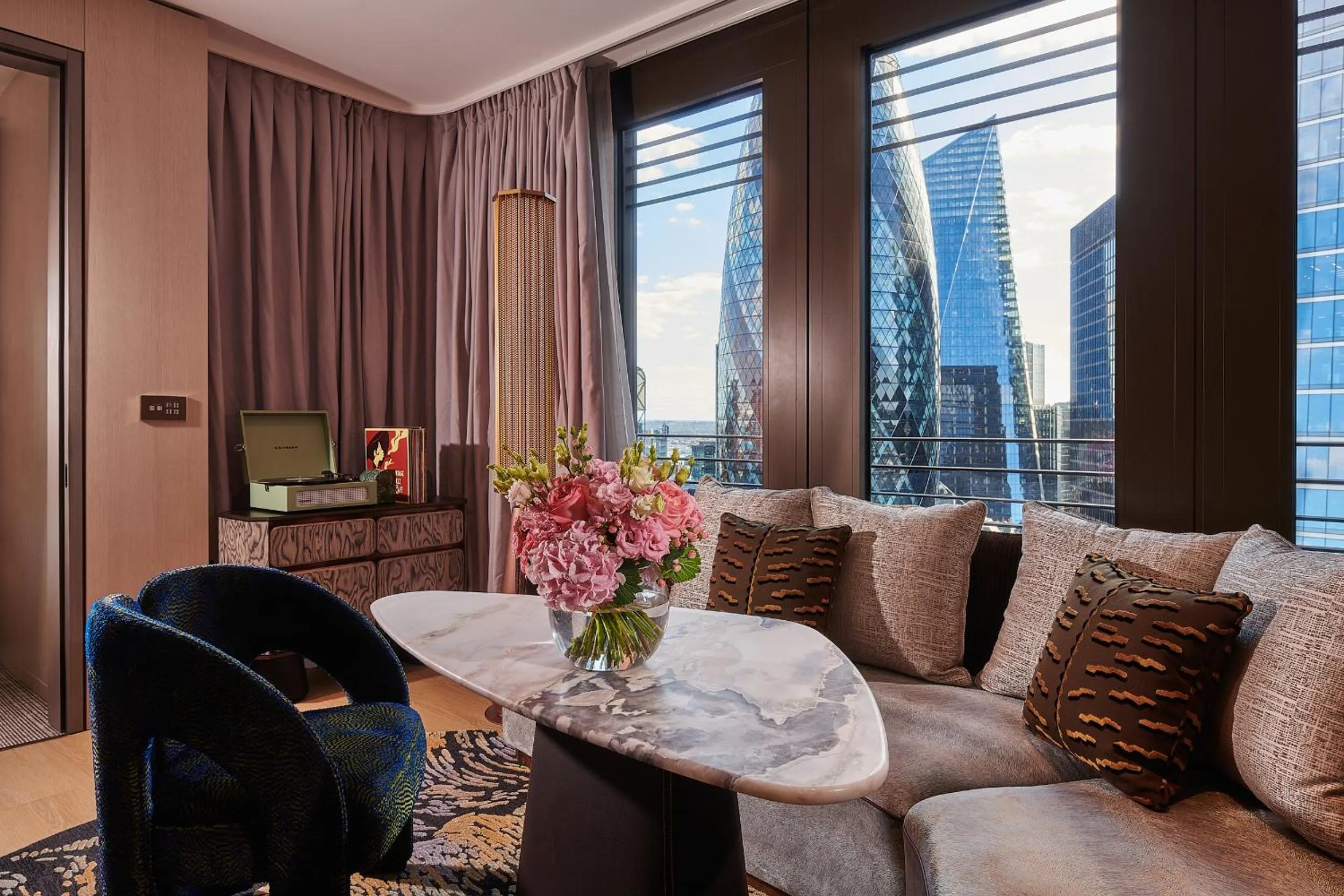 Living room in Pan Pacific London