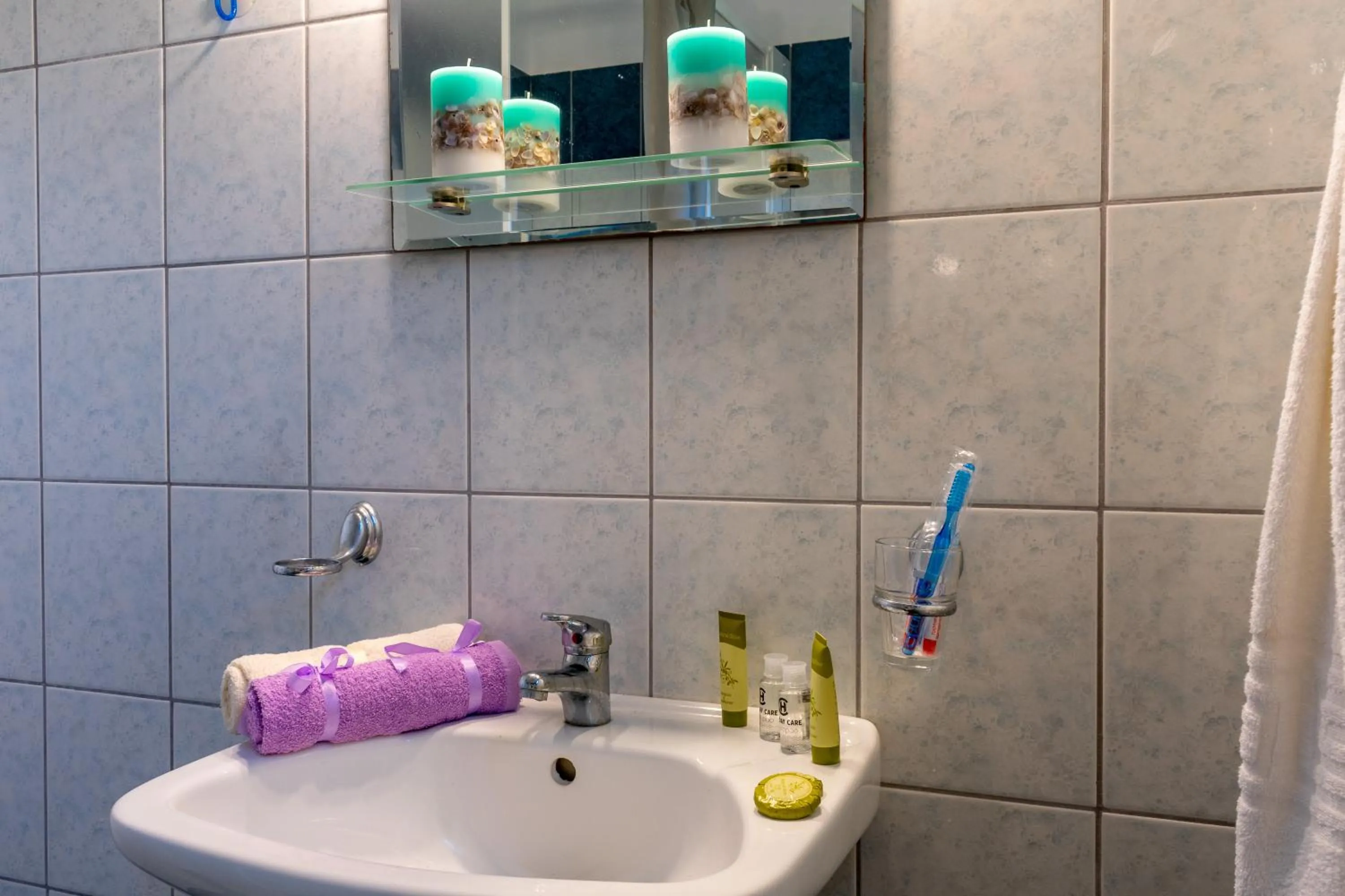 Rivendell Apartments