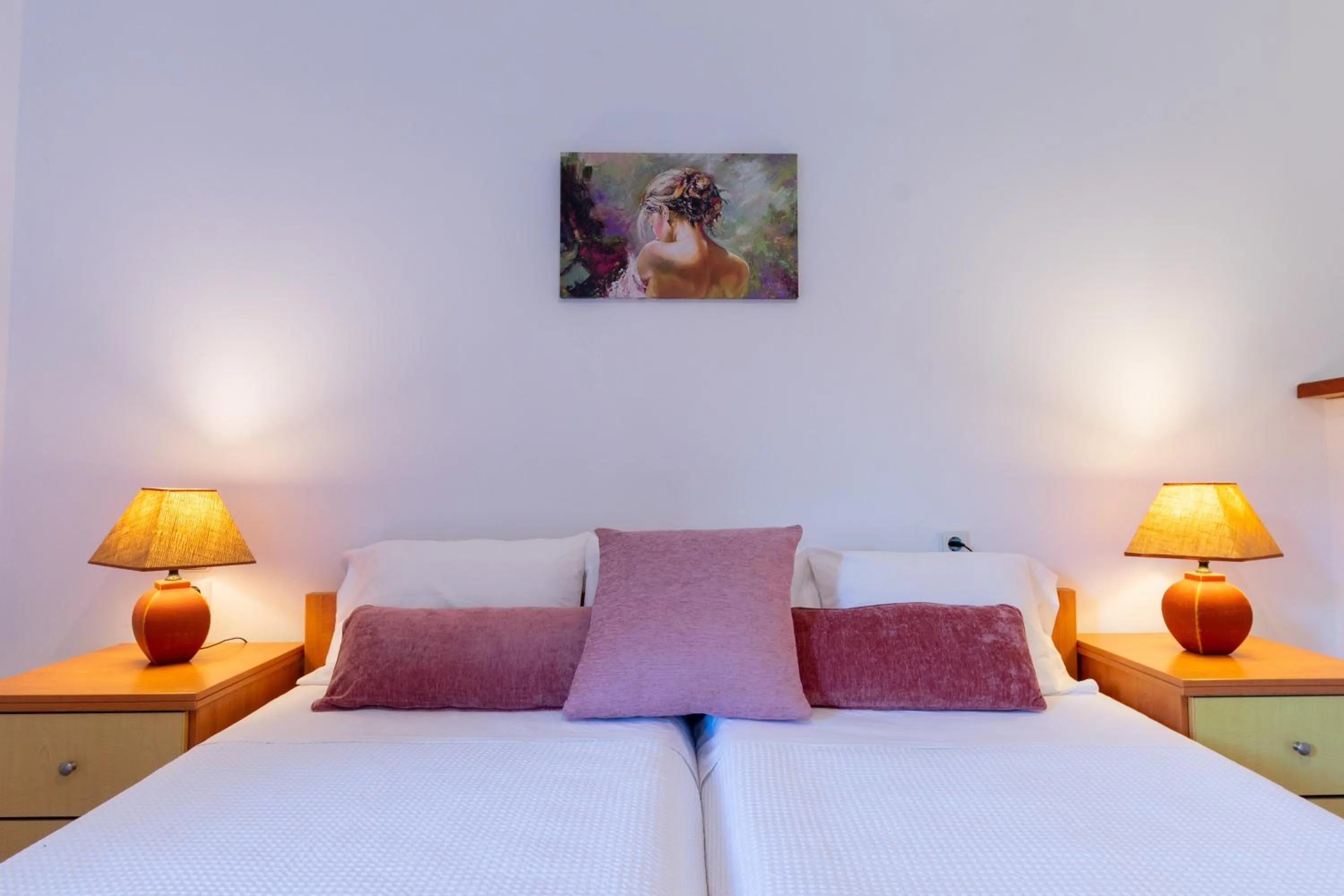 Bed in Rivendell Apartments