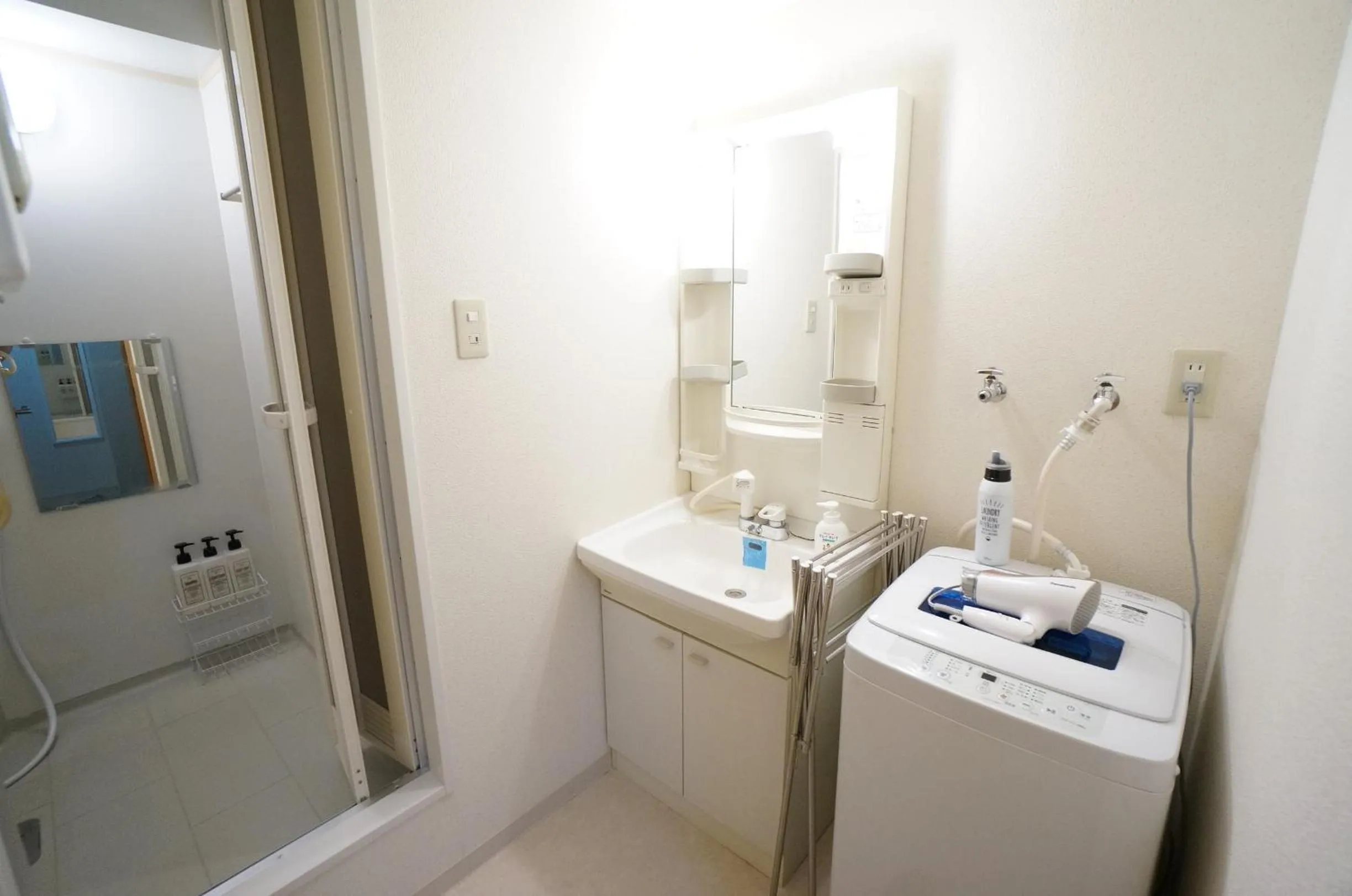 Downtown area Spacious cozy room Susukino IK901