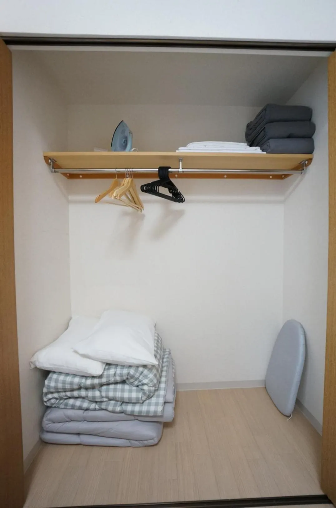 Downtown area Spacious cozy room Susukino IK901