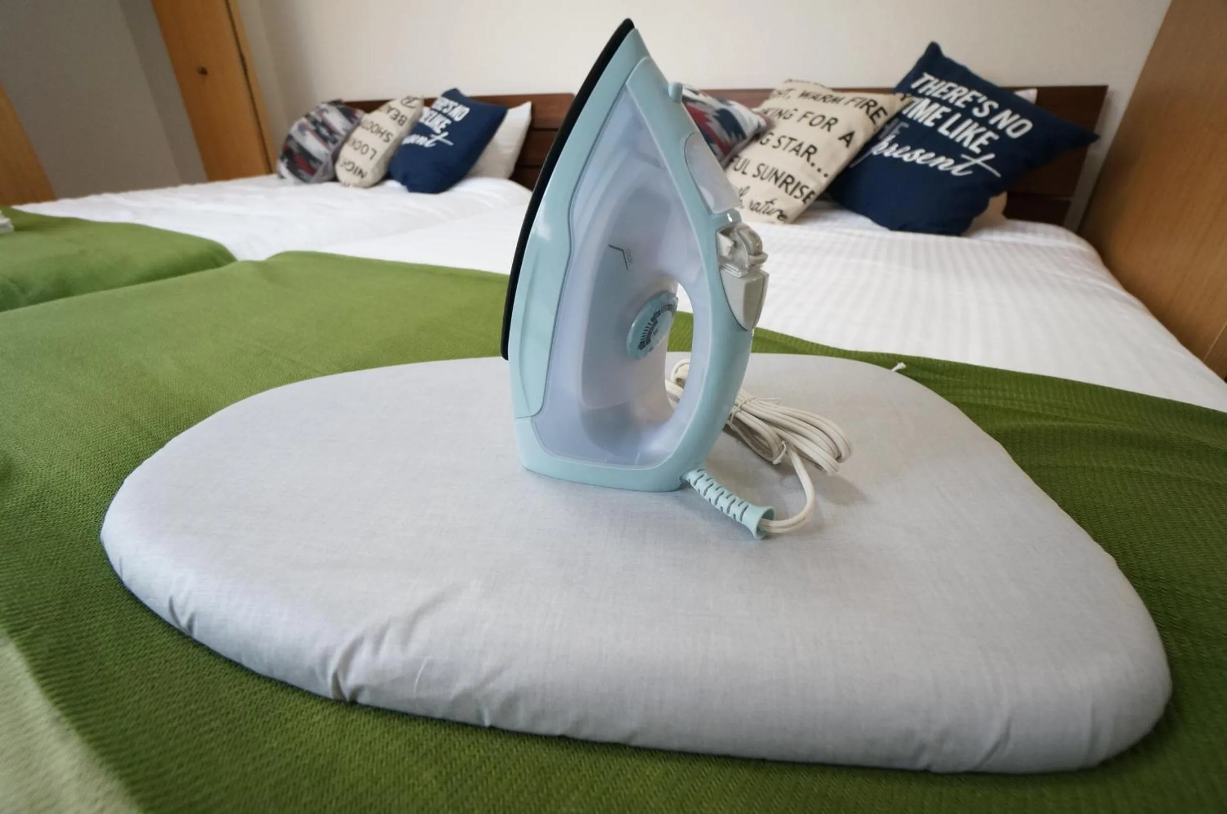 Bed in Downtown area Spacious cozy room Susukino IK901