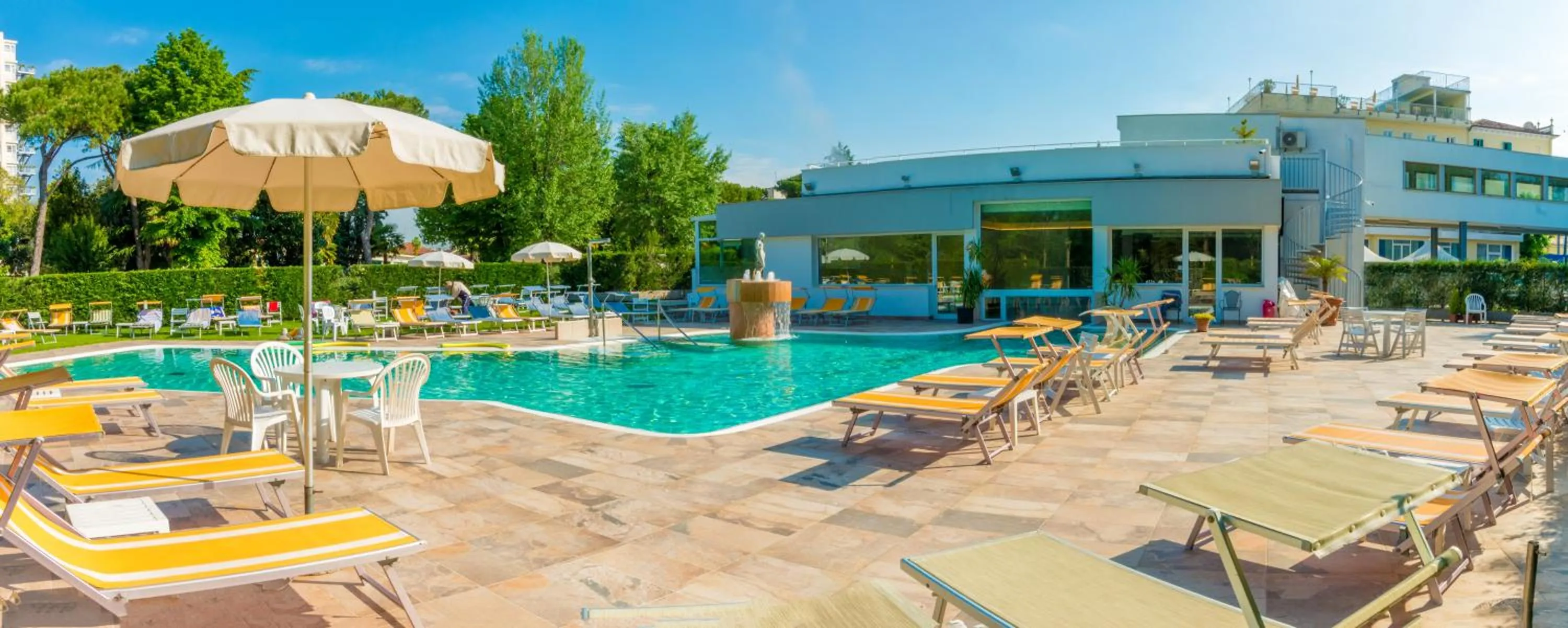 Swimming pool in Terme Villa Pace