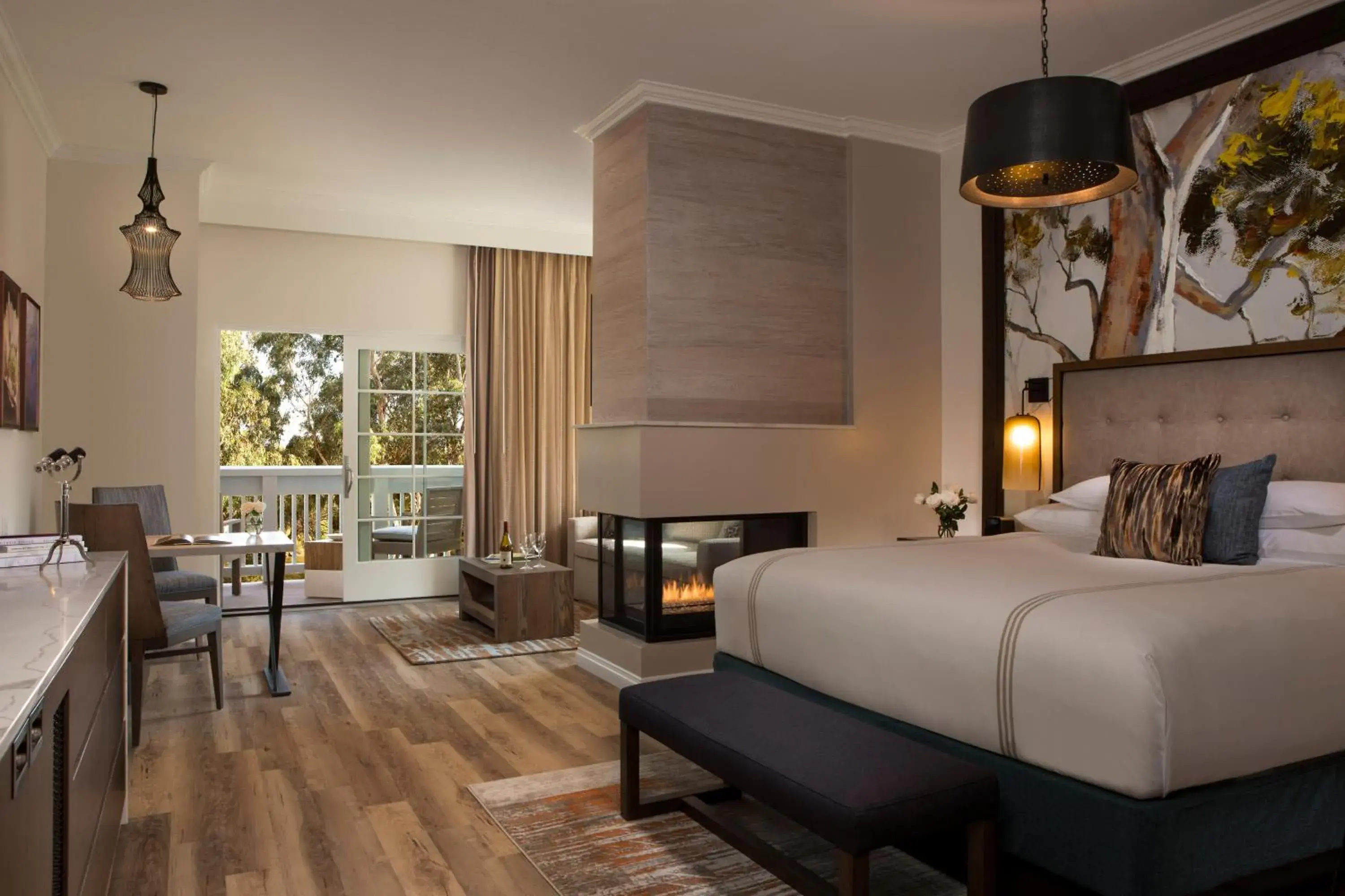 Junior Suite with River View in River Terrace Inn, a Noble House Hotel Junior Suite with River View in River Terrace Inn, a Noble House Hotel