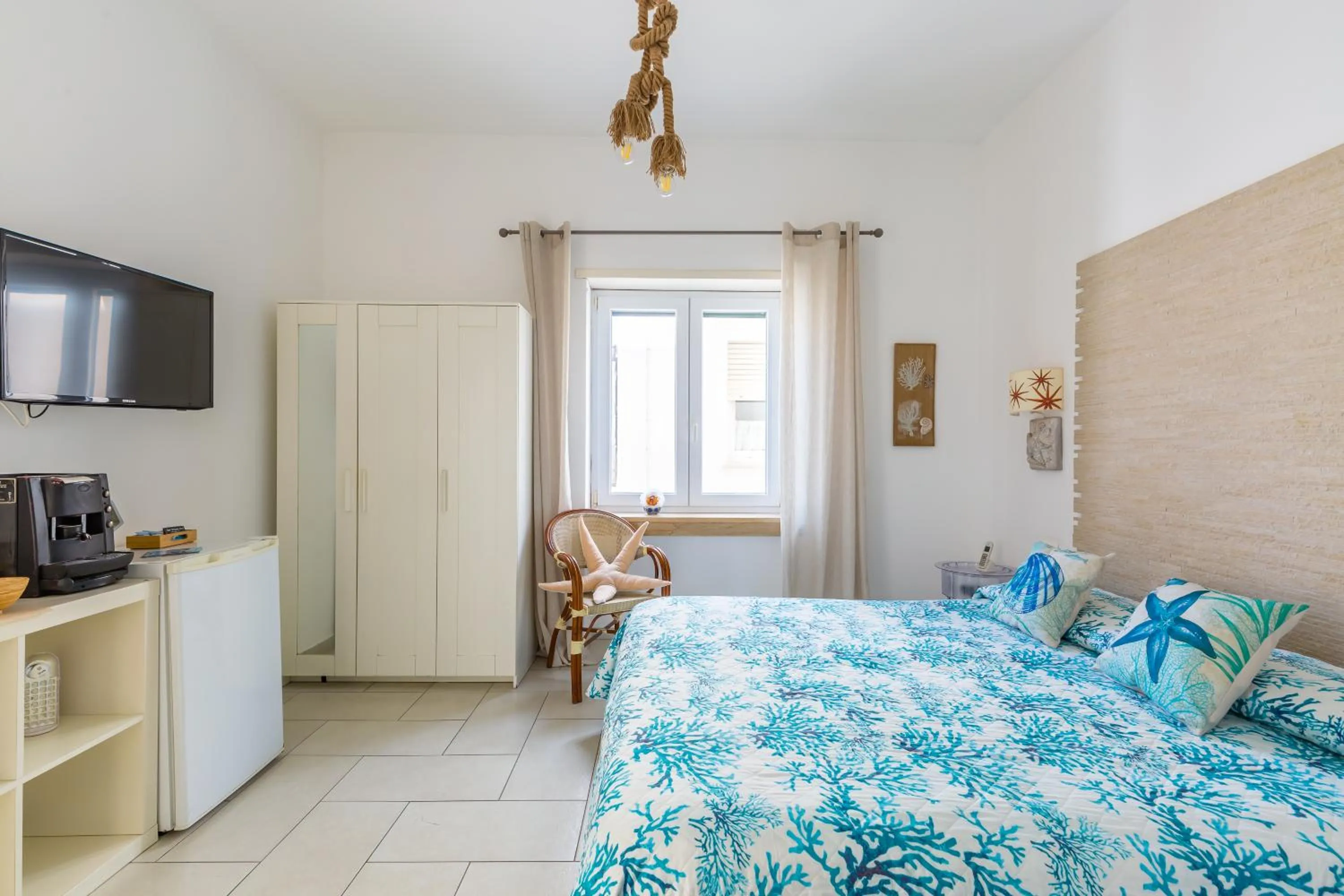 Bedroom, Bed in Fortino Capri