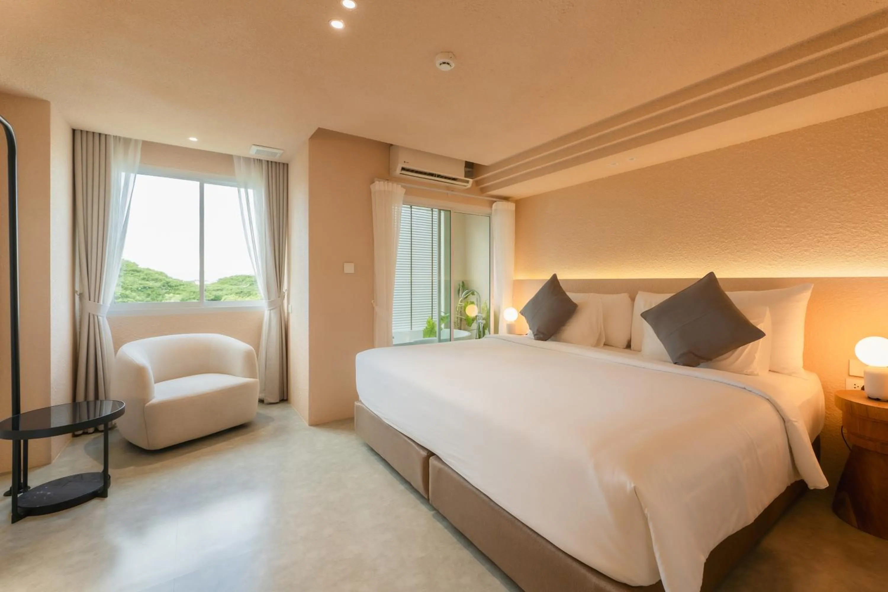 Bed in Mai Hotel Chiang Mai ใหม่โฮเทล เชียงใหม่