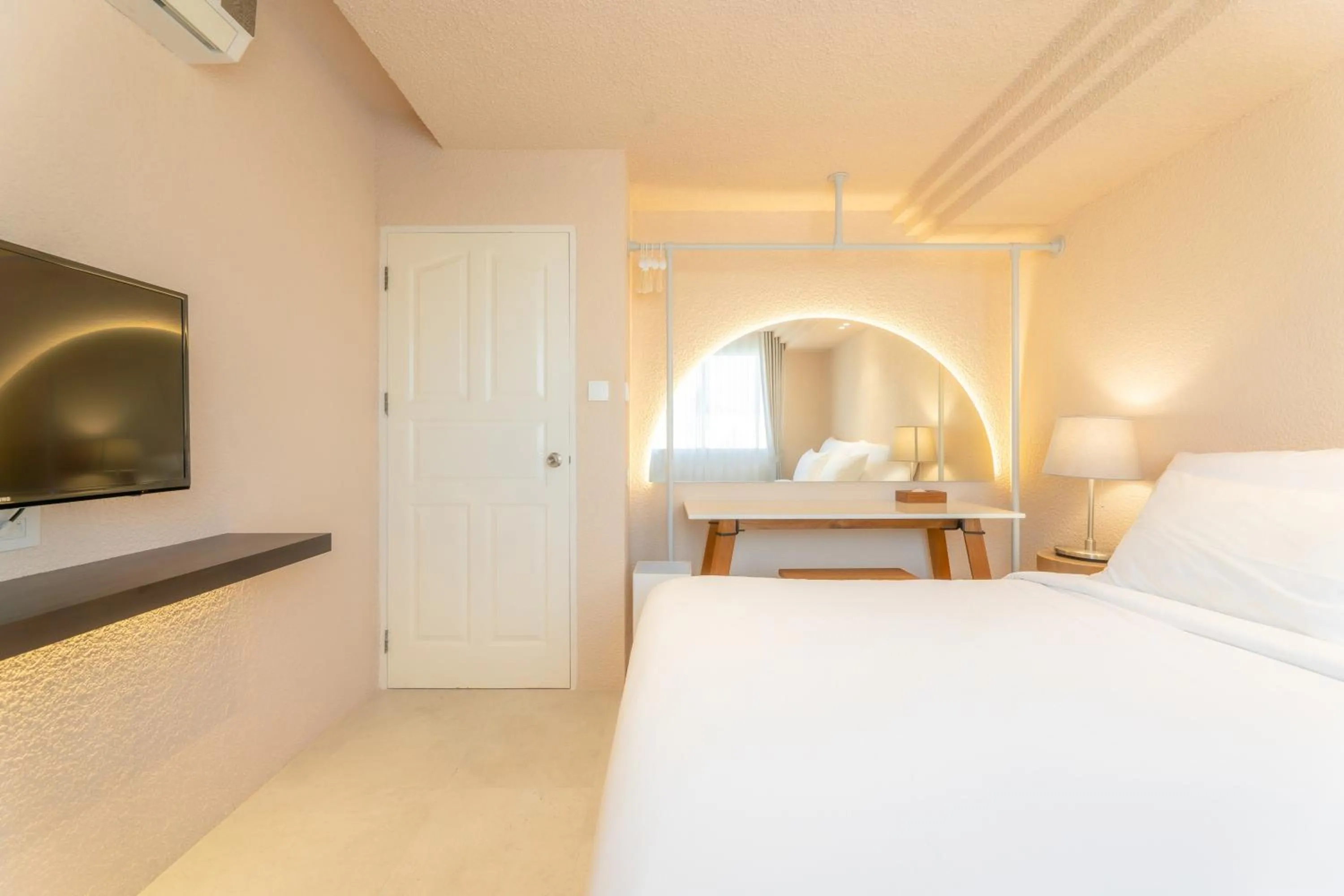 Bed in Mai Hotel Chiang Mai ใหม่โฮเทล เชียงใหม่