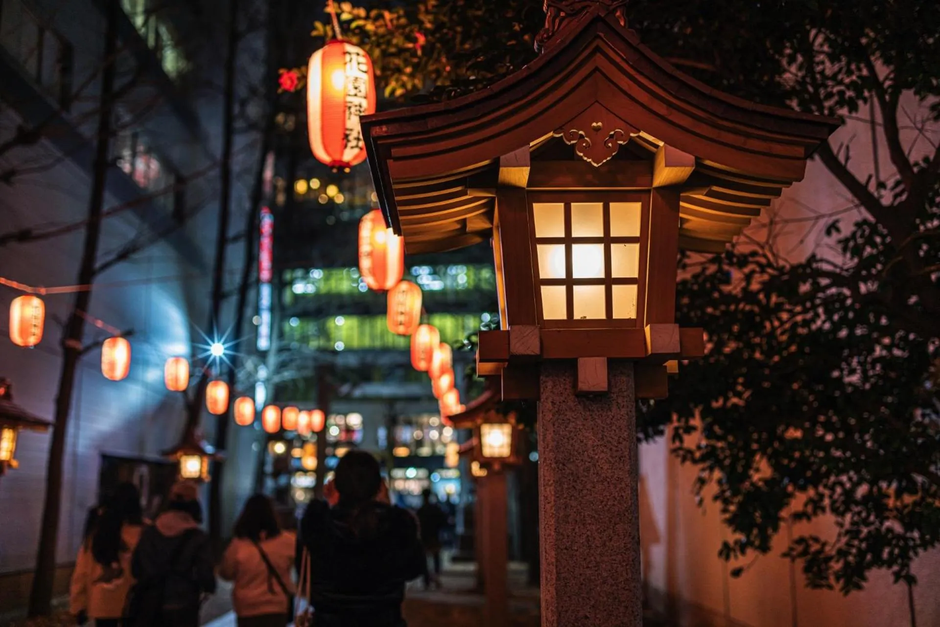 Nearby landmark in Stay SAKURA Tokyo Shinjuku Hyakukura