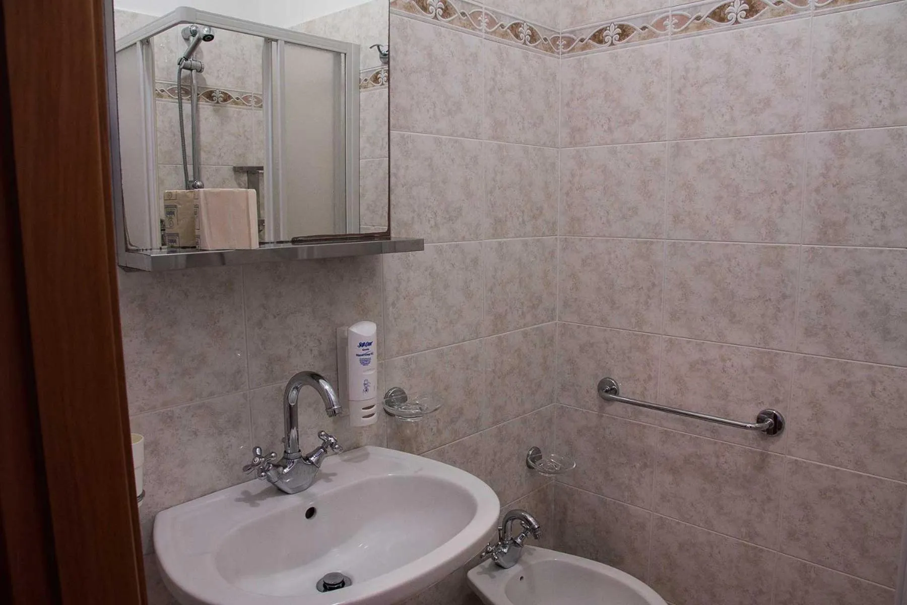 Bathroom in Hotel Silvia Framura - Cinque Terre